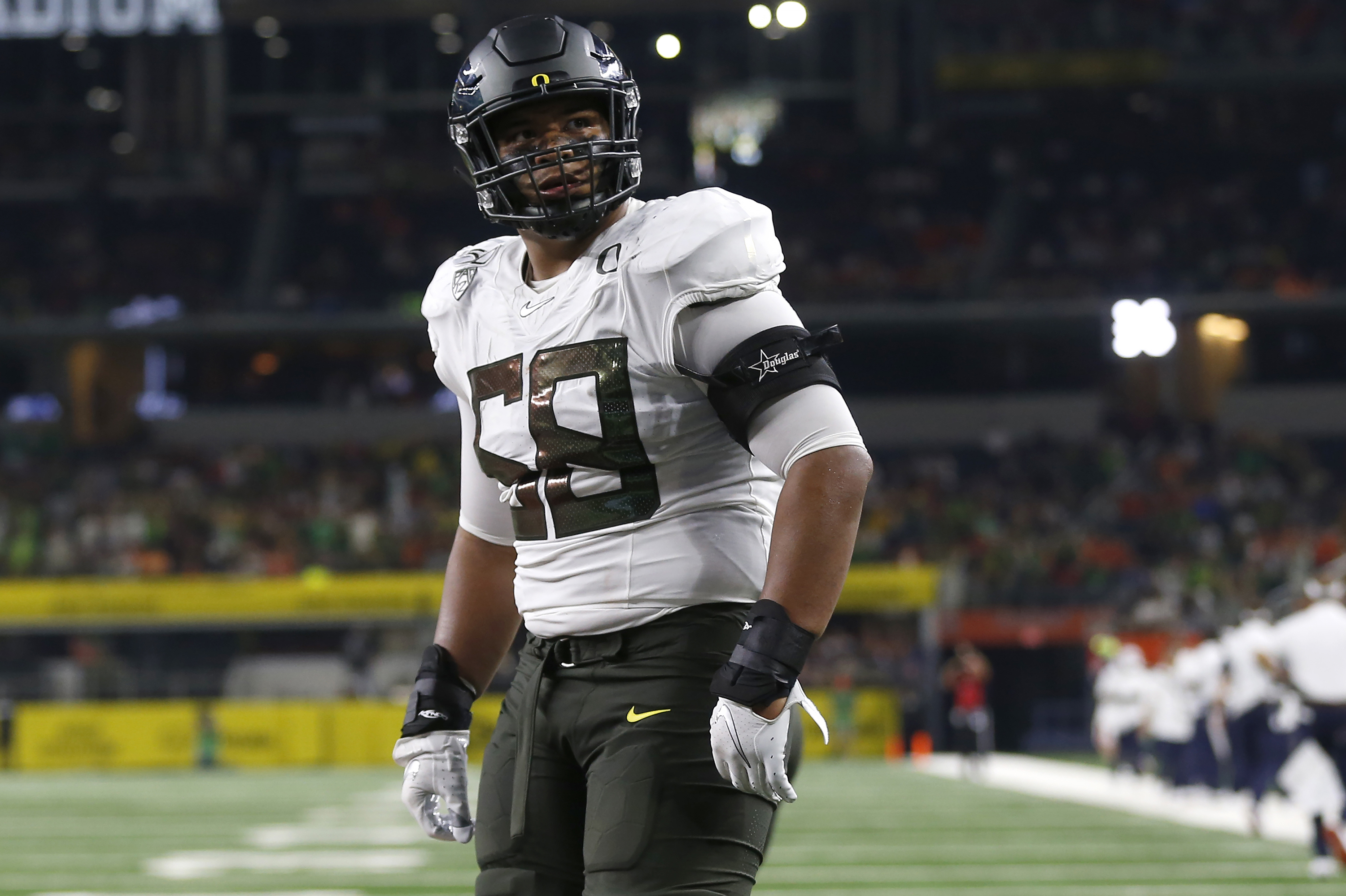 Detroit Lions select Oregon OL Penei Sewell with No. 7 pick in first round  of 2021 NFL draft