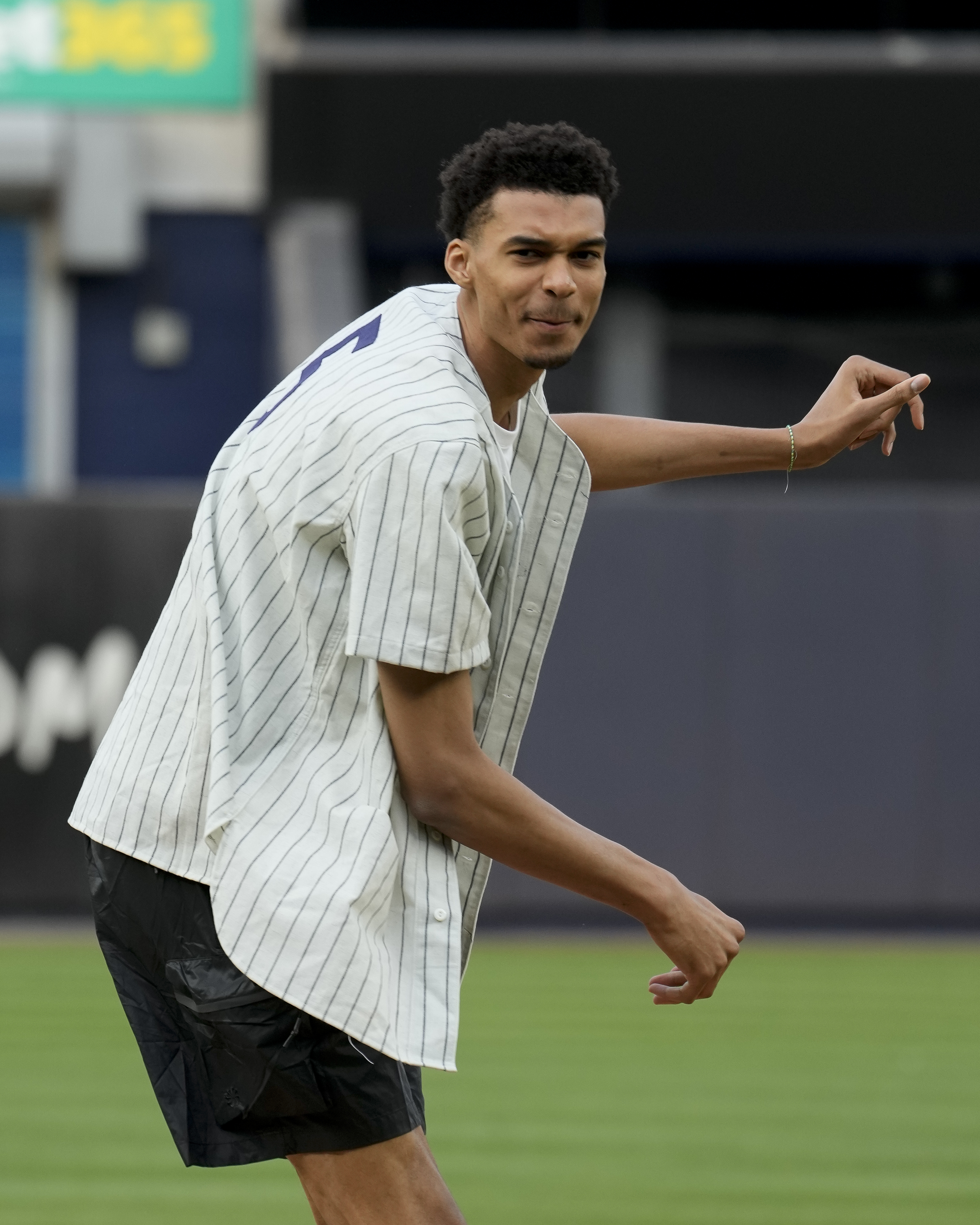 Victor Wembanyama throws out ceremonial first pitch at Yankee Stadium ahead  of NBA draft