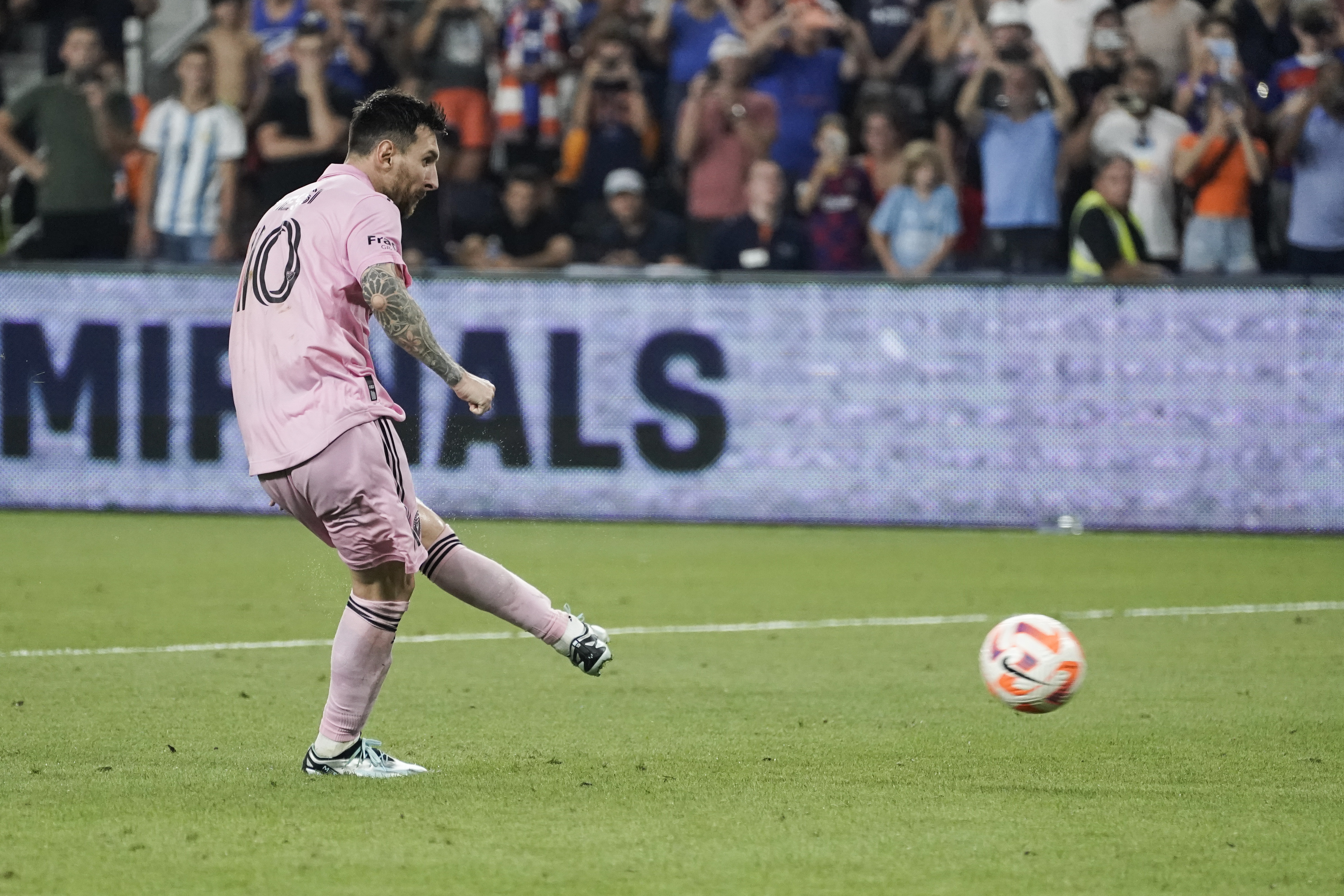 Messi converts PK, assists on 2 goals, leading Miami past MLS-best  Cincinnati in U.S. Open Cup semifinal