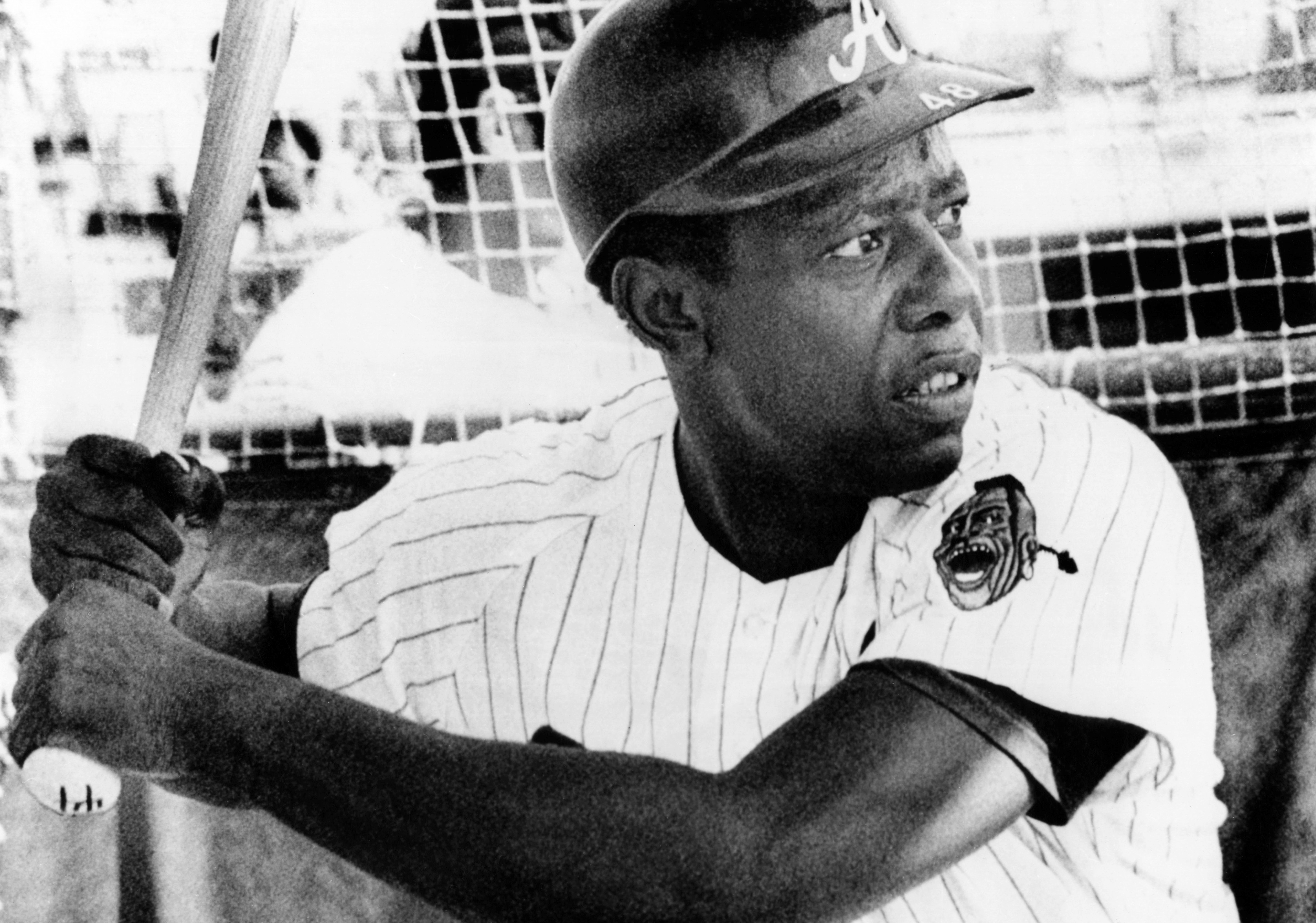 Hank Aaron, Hall of Famer and MLB legend, dies at 86 - Athletics Nation