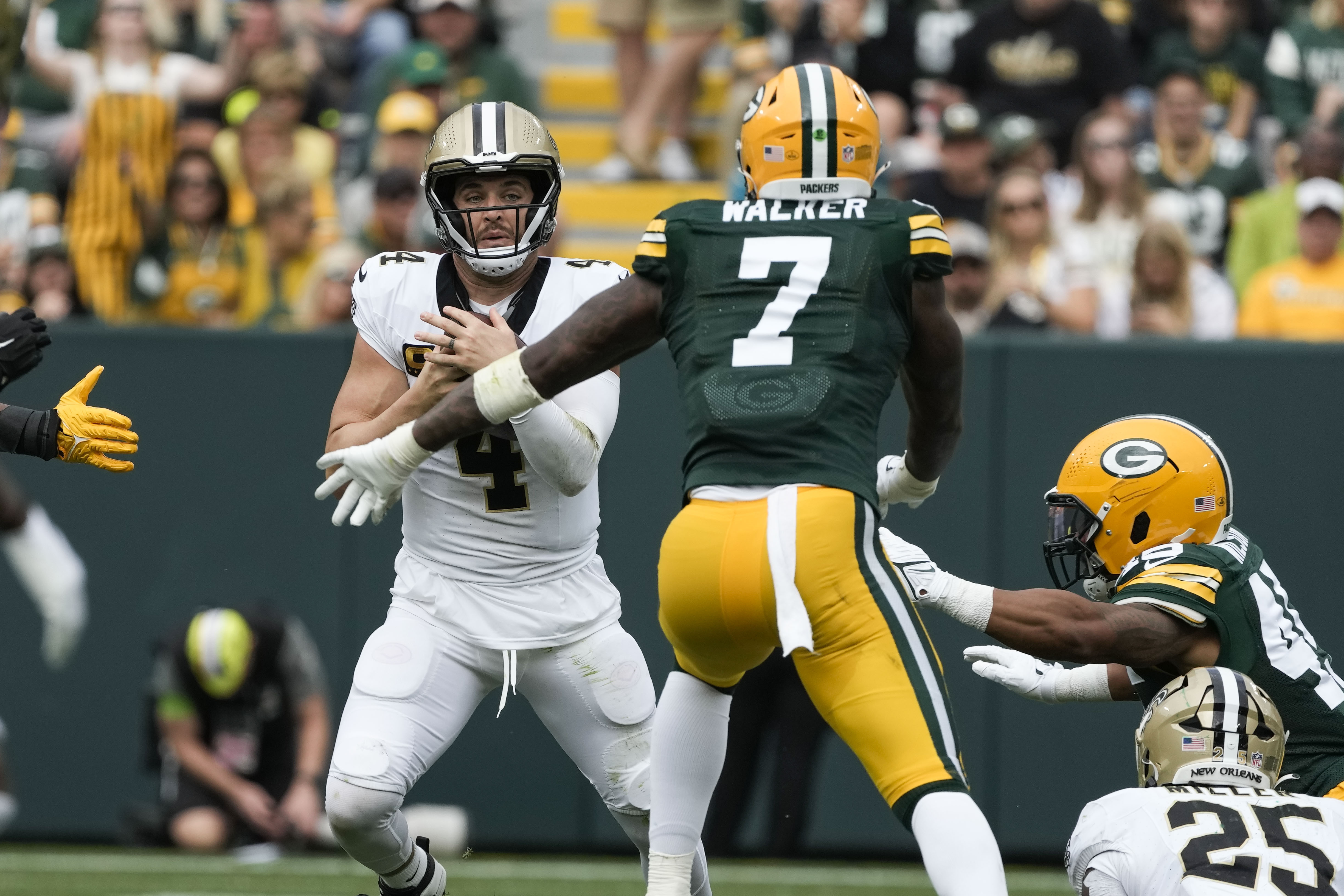 Jordan Love, Packers RALLY in 4th Quarter to STUN Saints in Green Bay I Game  Recap