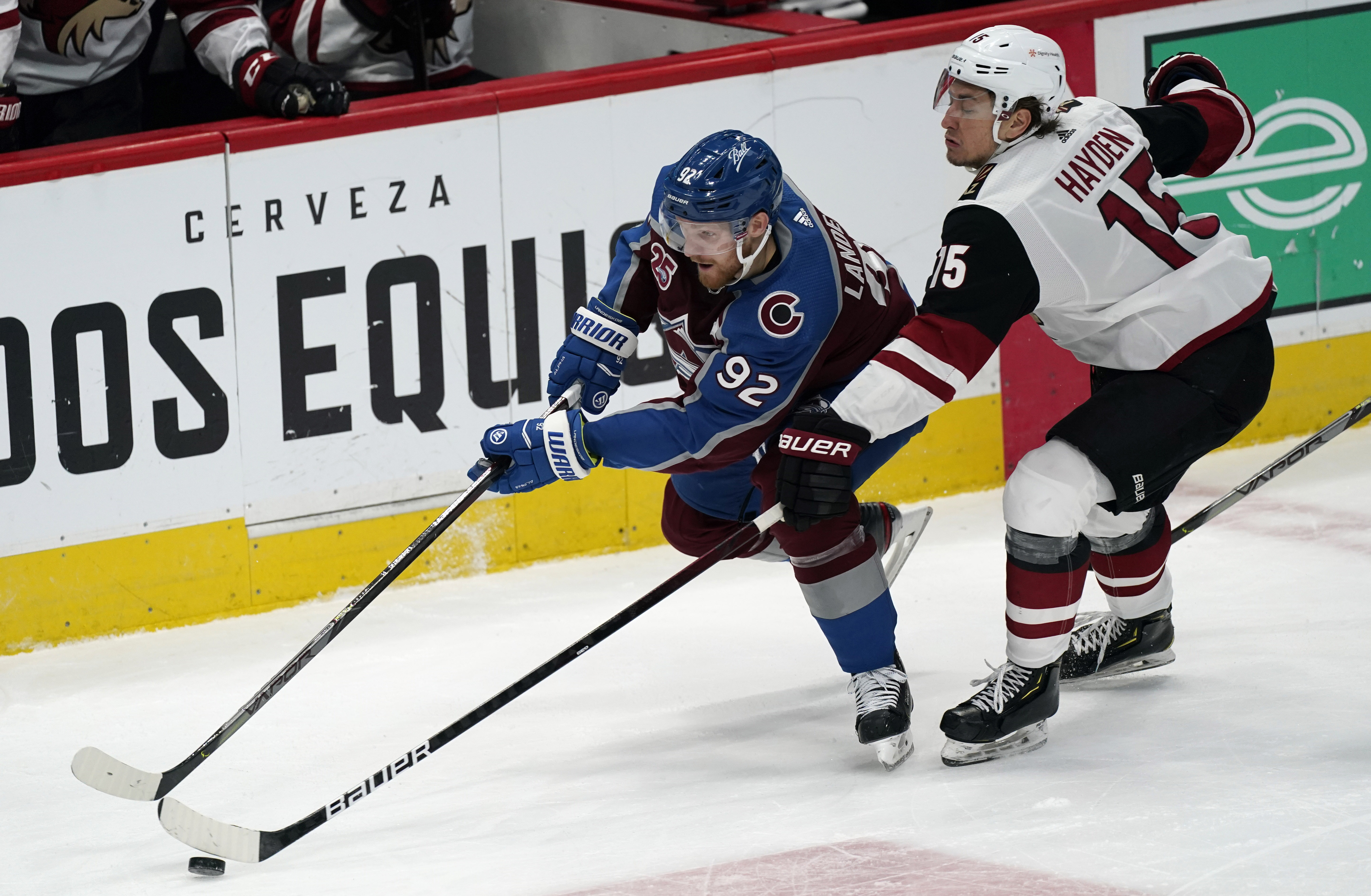 Alex Newhook: Avalanche forward meets with coach Jared Bednar to diagnose  slow start
