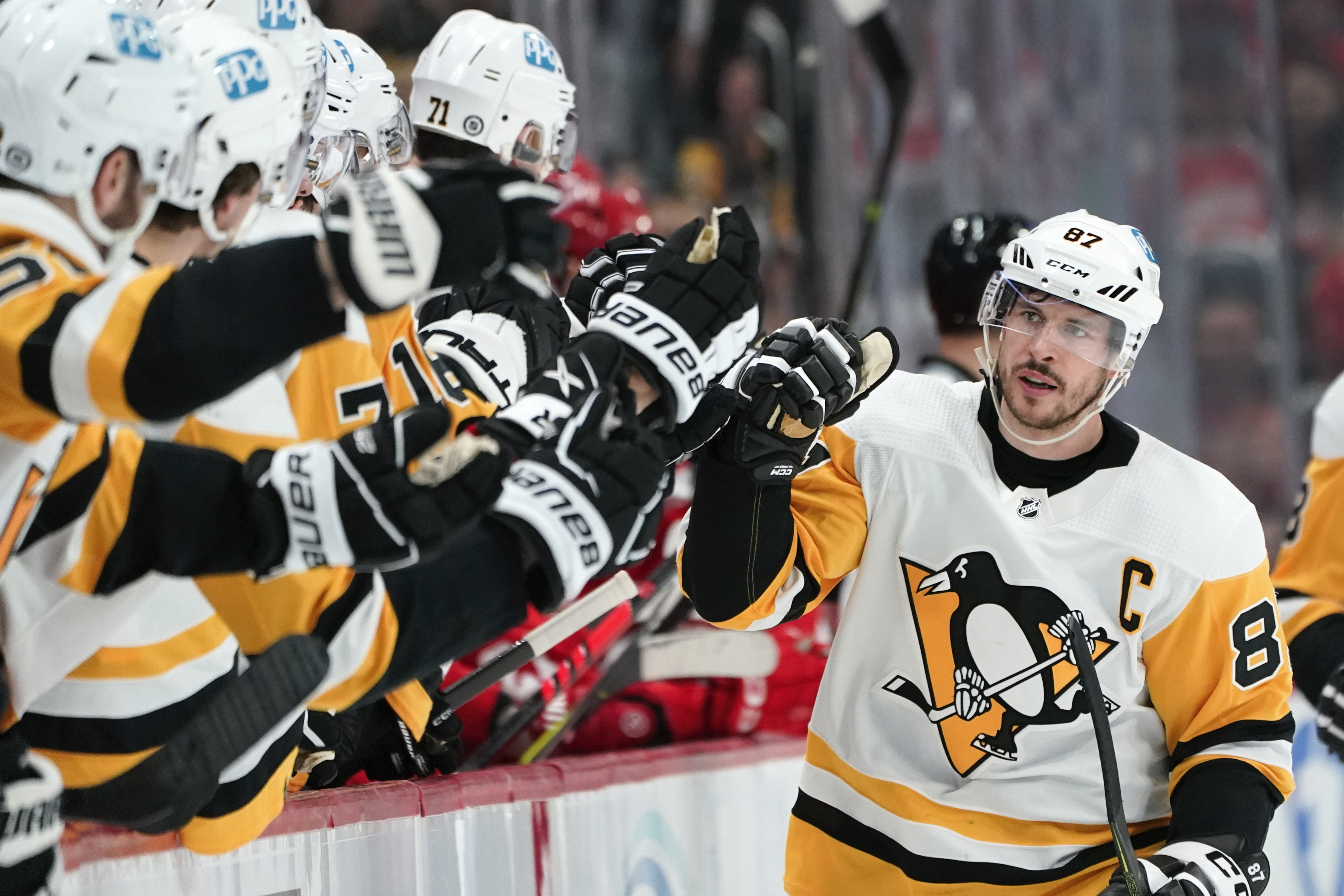 NHL Team Apparel NEW Sidney Crosby 87 Pittsburgh Penguins MENS