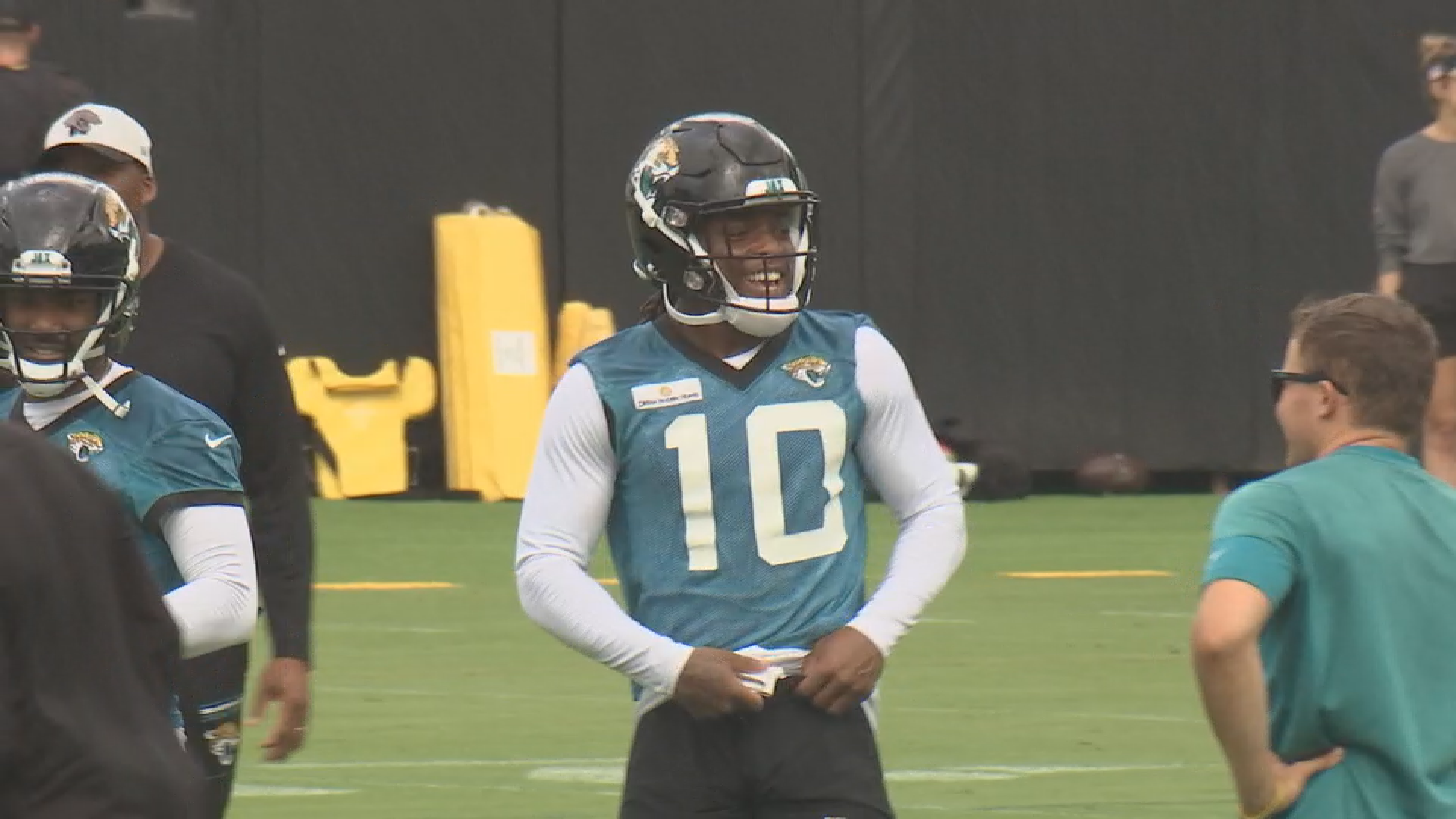 WATCH: Jaguars OC Press Taylor talks Evan Engram's return