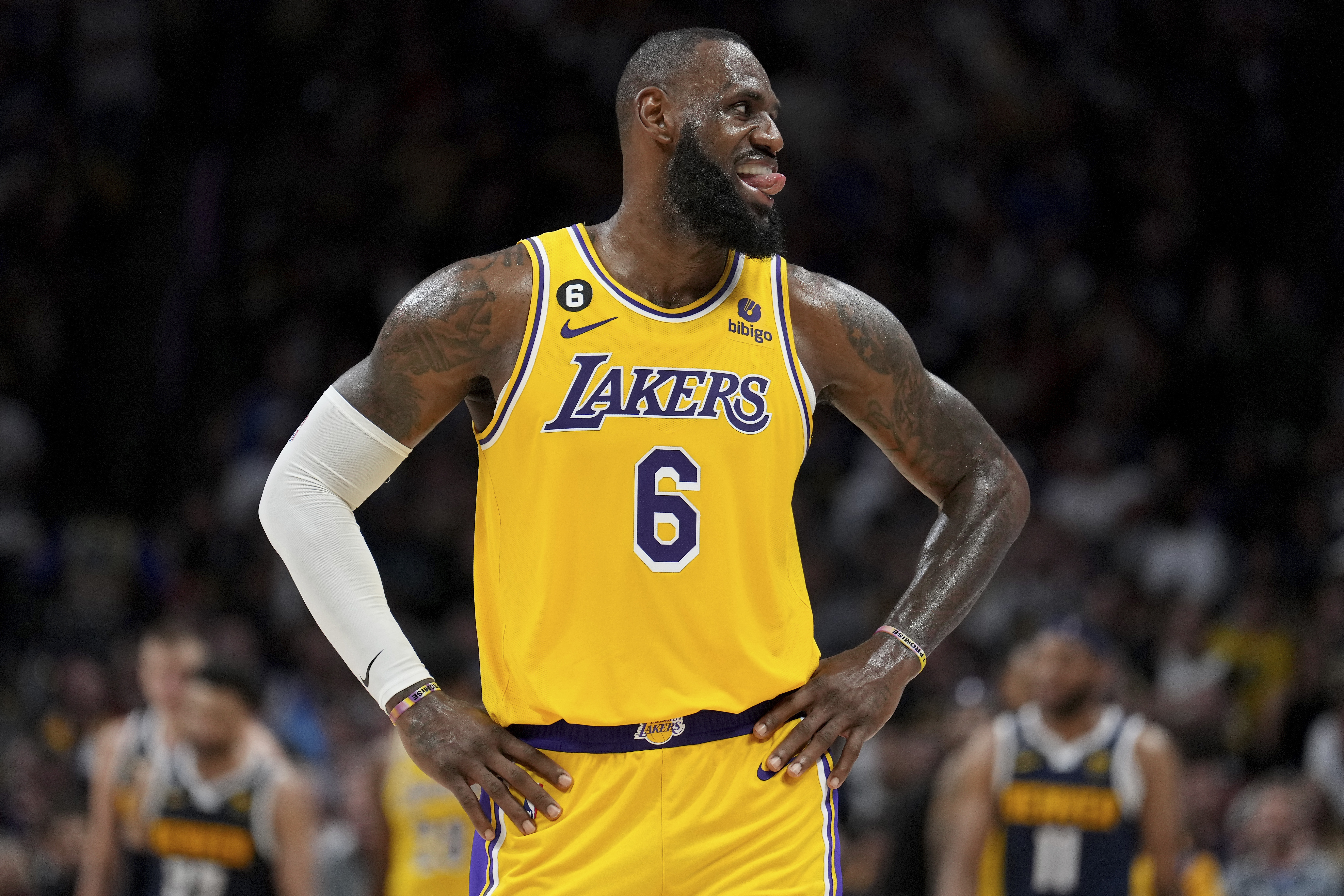 Lakers looking for boost after falling behind Denver in conference