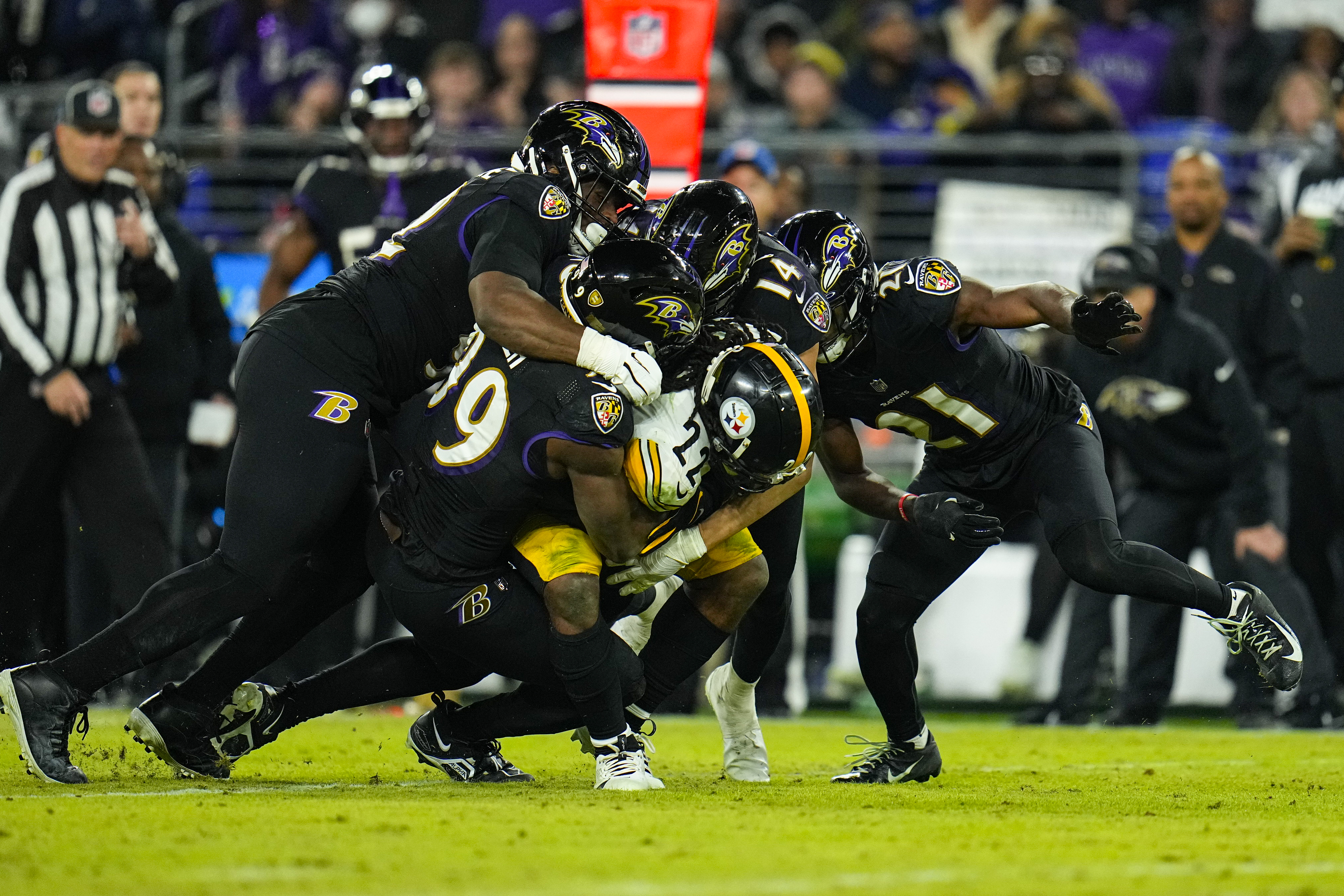 Steelers still alive after last-minute 16-13 win over Ravens - The San  Diego Union-Tribune