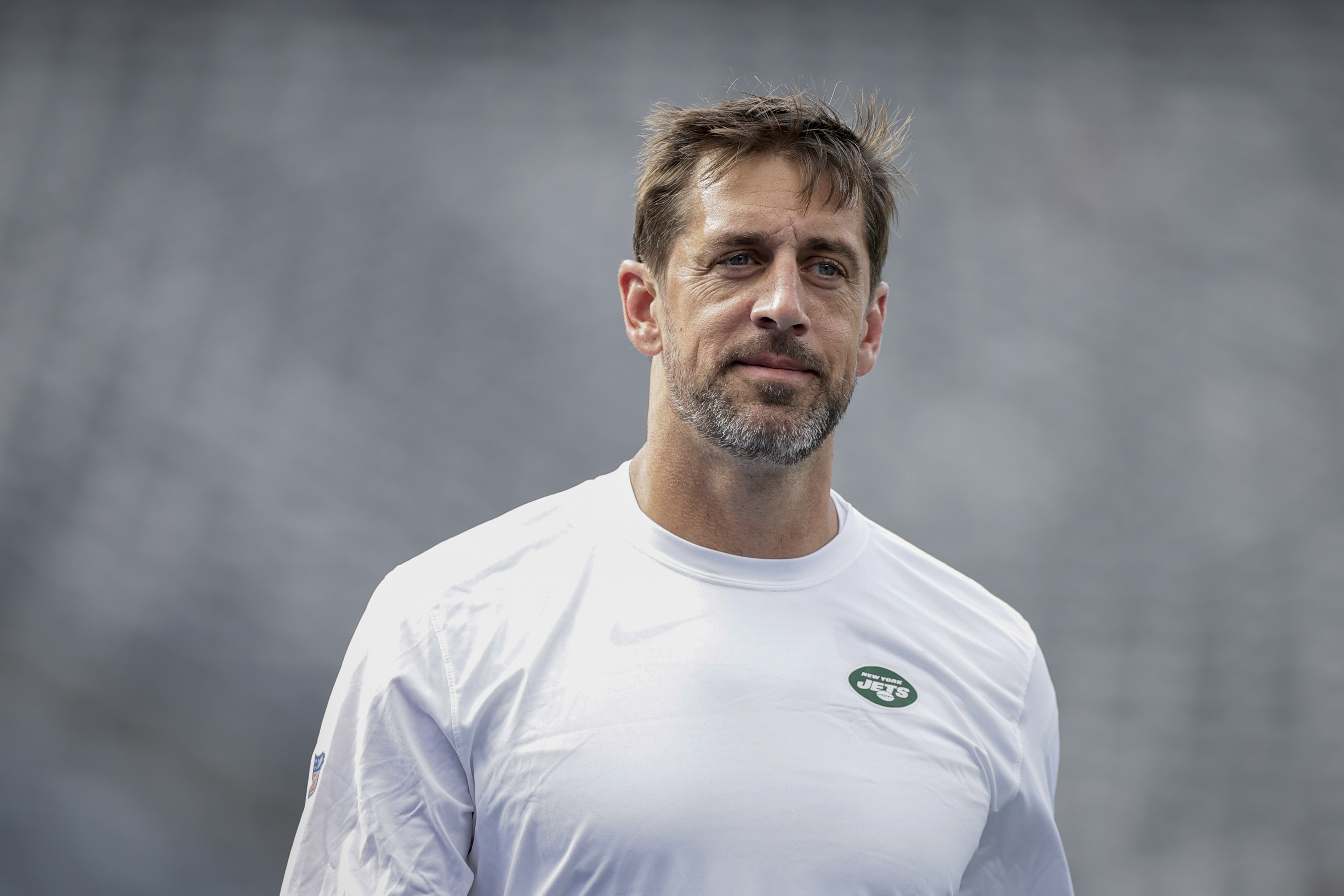 Aaron Rodgers throws first TD pass with the Jets in his second series vs.  Giants - ABC News