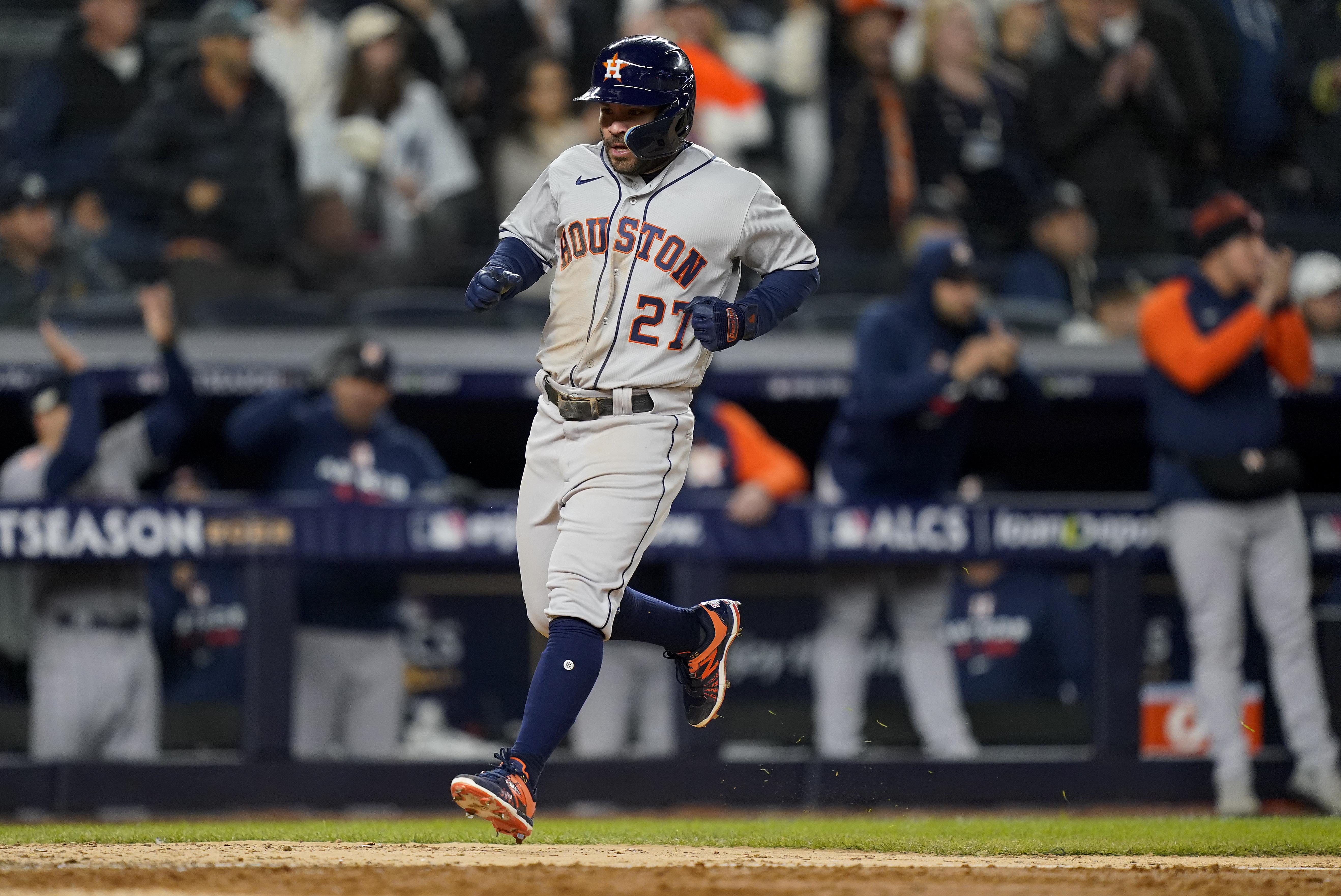 Yankees take down Astros 7-0 in Game 1 of ALCS behind Gleyber Torres' 5 RBIs