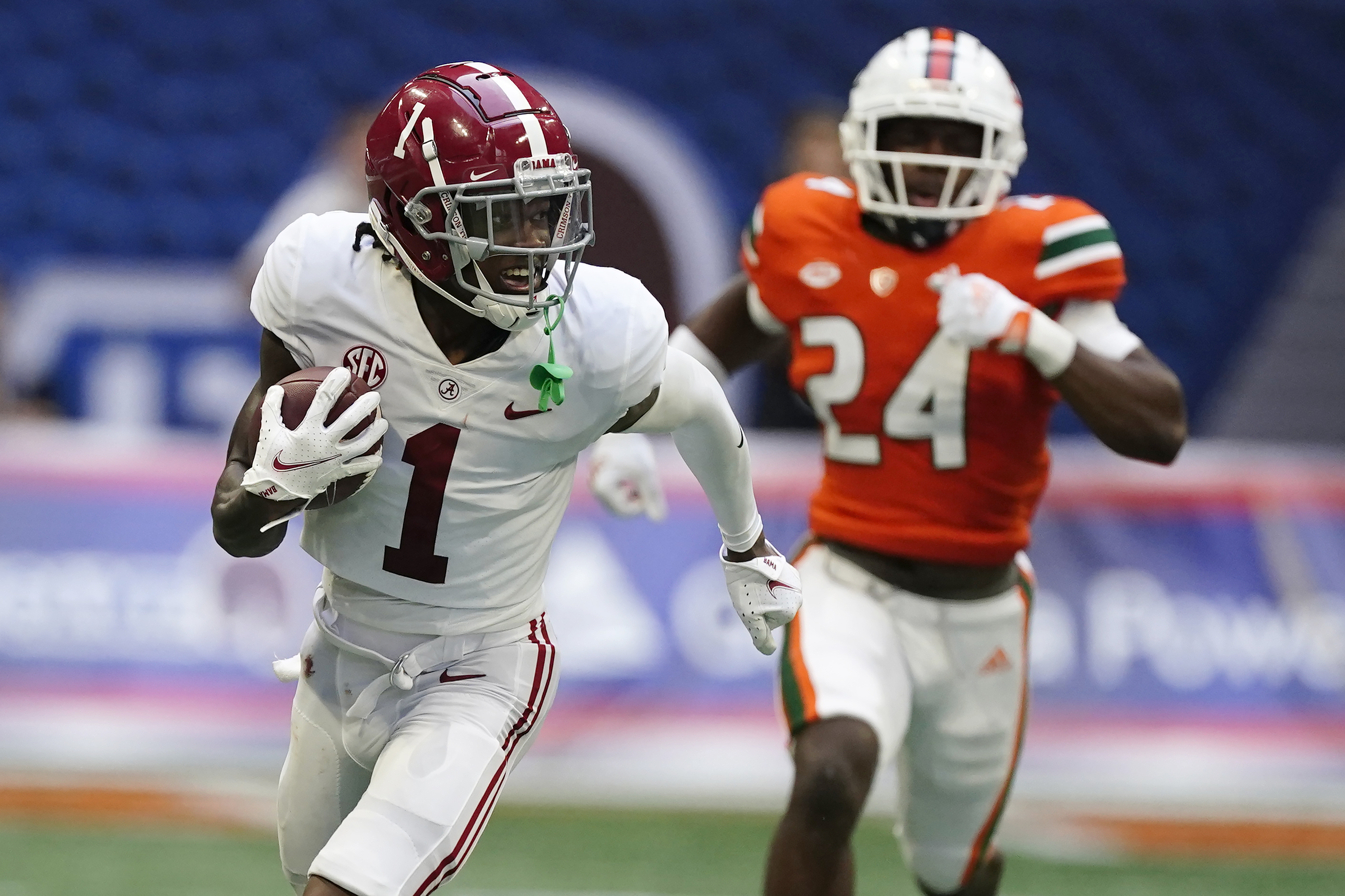 WATCH: DeVonta Smith beats Pat Surtain II for leaping TD grab