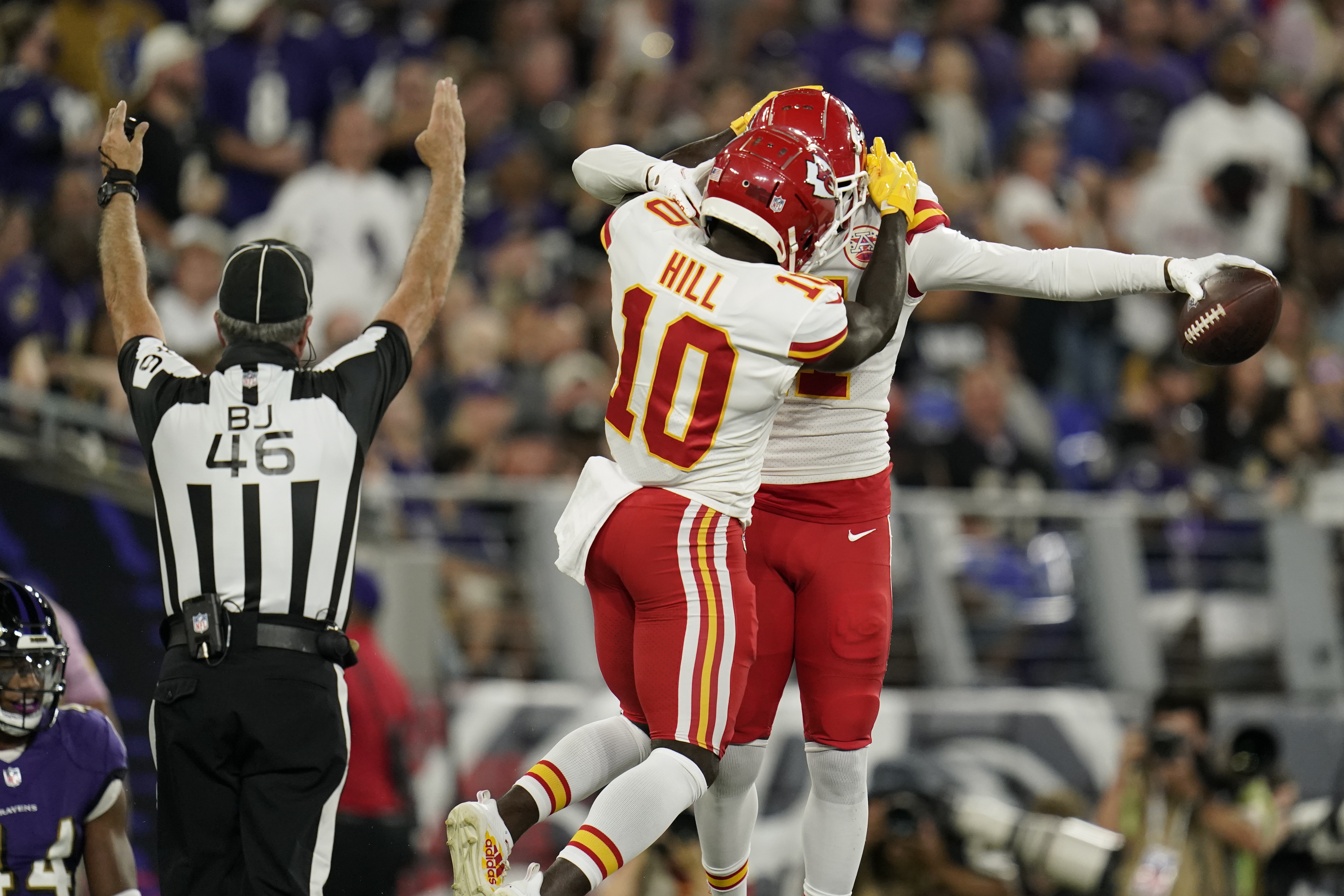 Kansas City Chiefs 35-36 Baltimore Ravens: Lamar Jackson leads Ravens to  stunning comeback win, NFL News