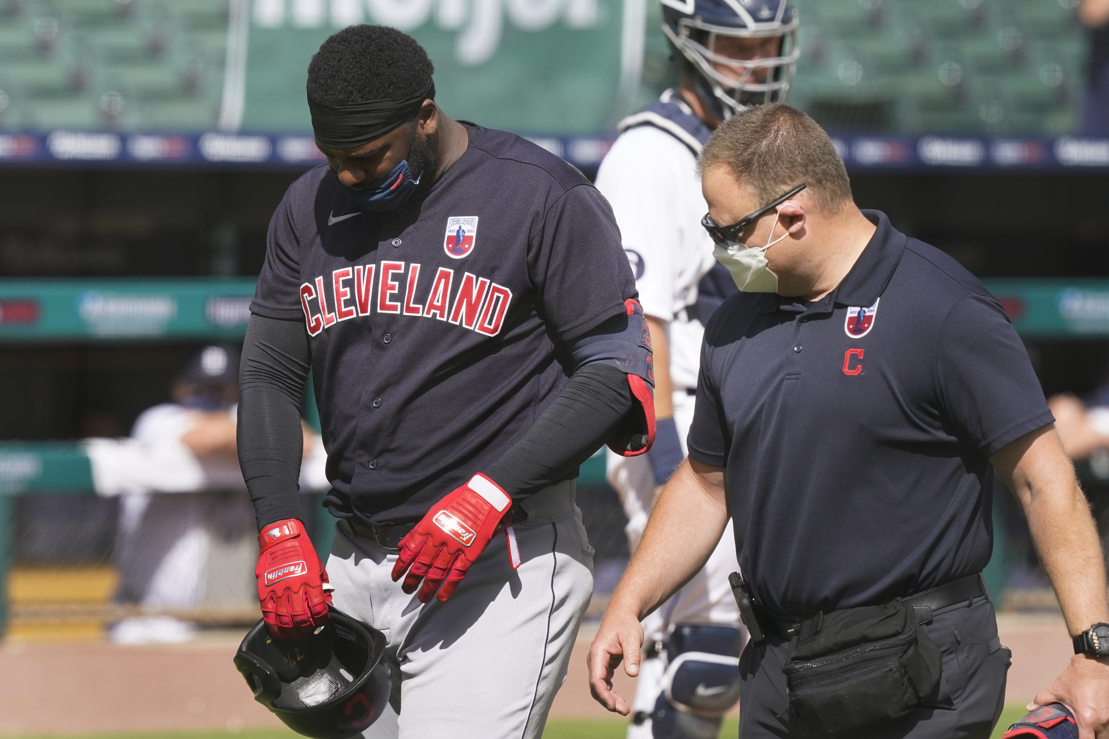 Indians beat Tigers for 20th straight time, Reyes hits 2 HRs