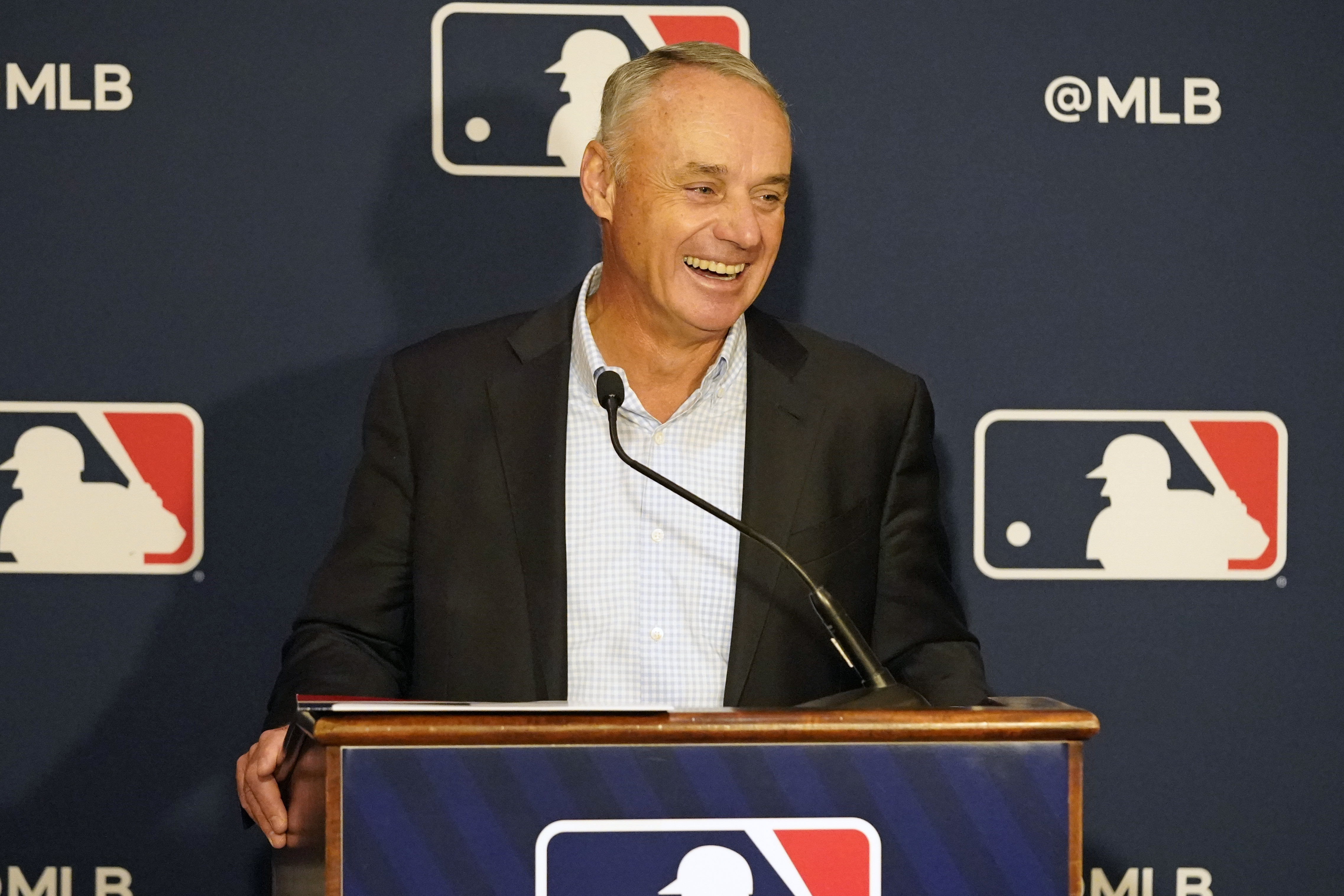 Should MLB Look To Mic Players More Often?