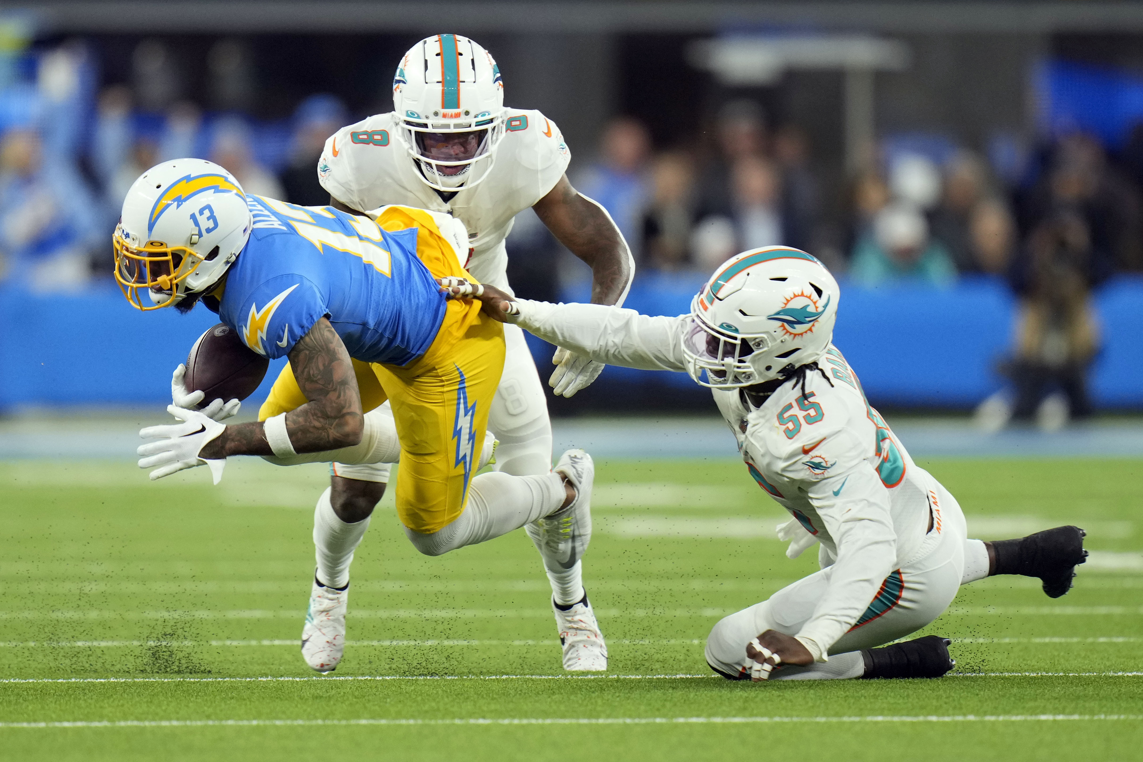 Dolphins fall to Chargers on Sunday Night Football, 23-17