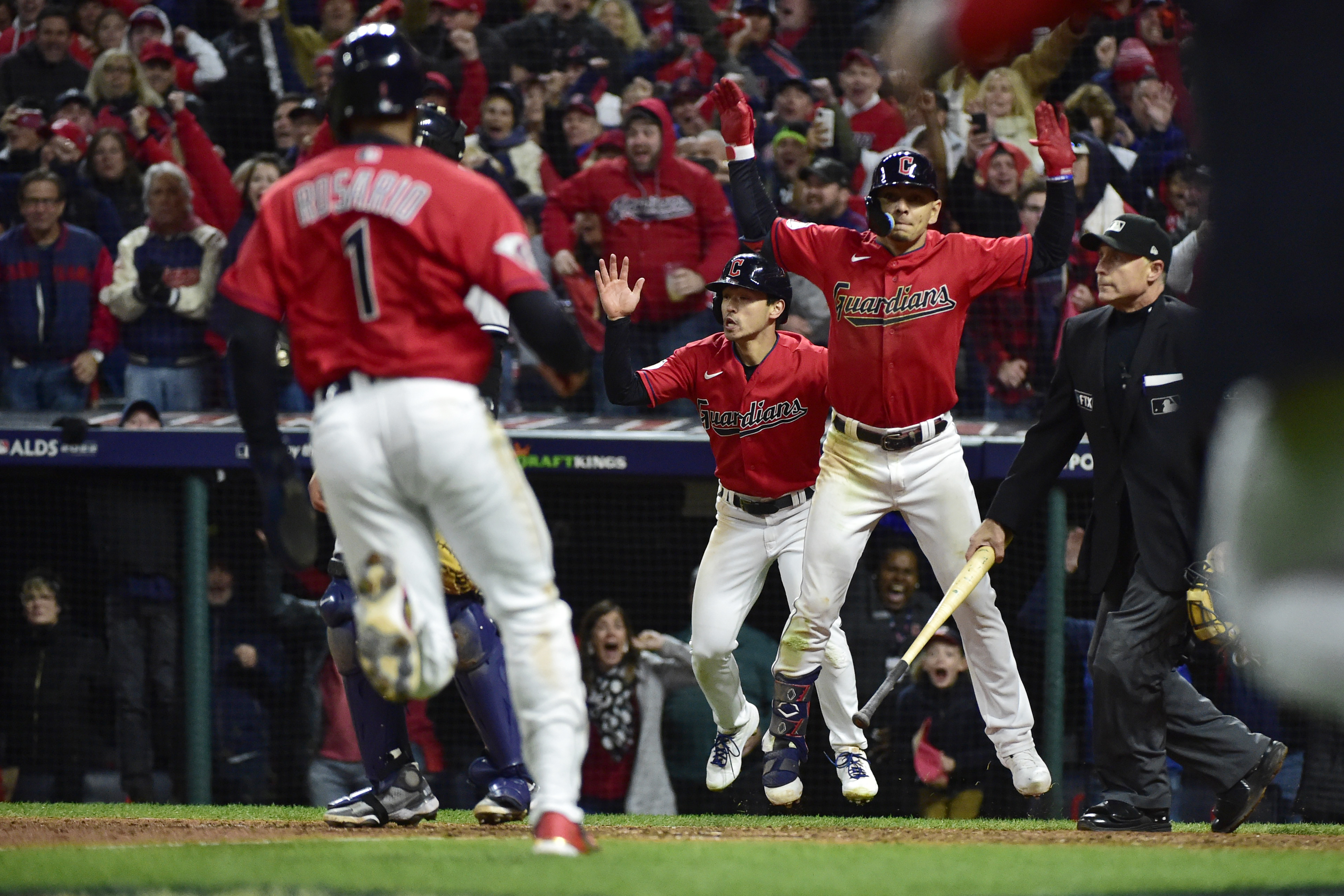 Guardians All-Star José Ramírez says he'll play winter ball in the