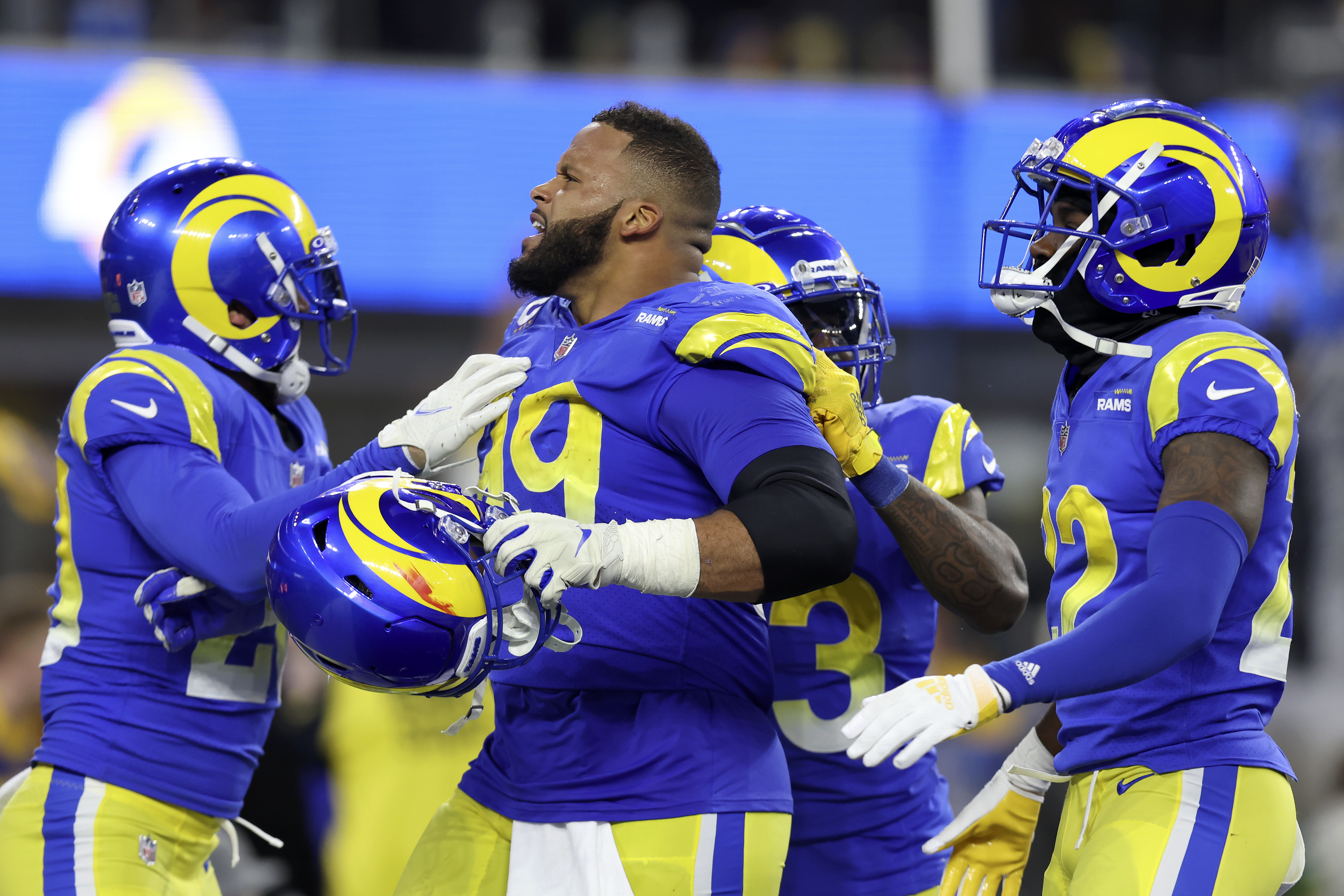 Rams win Super Bowl at home: Winners and Losers from a sweet victory - Turf  Show Times