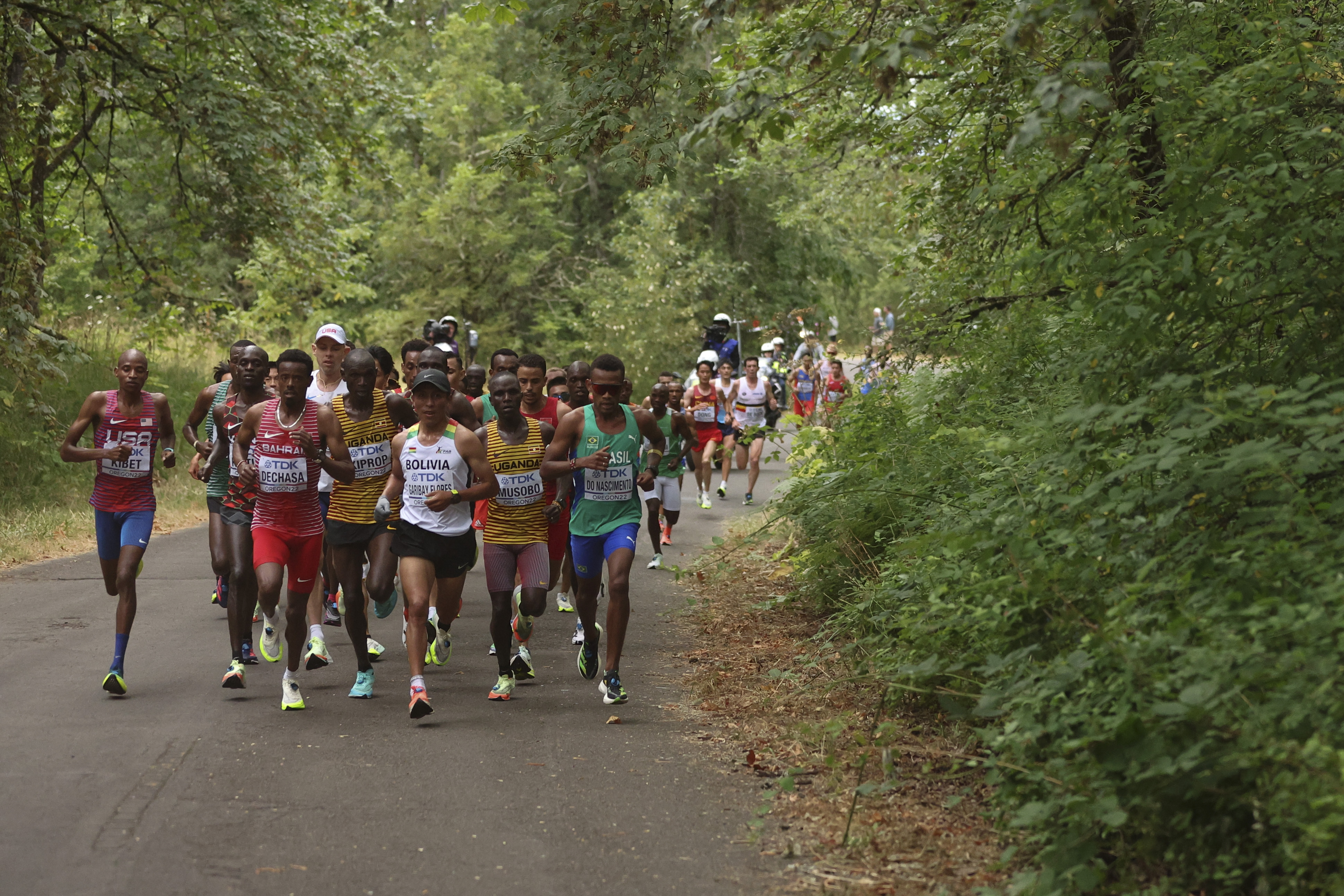 Tamirat Tola Leads Ethiopian 1-2, as Cam Levins Smashes Canadian Record at World  Championships Marathon 