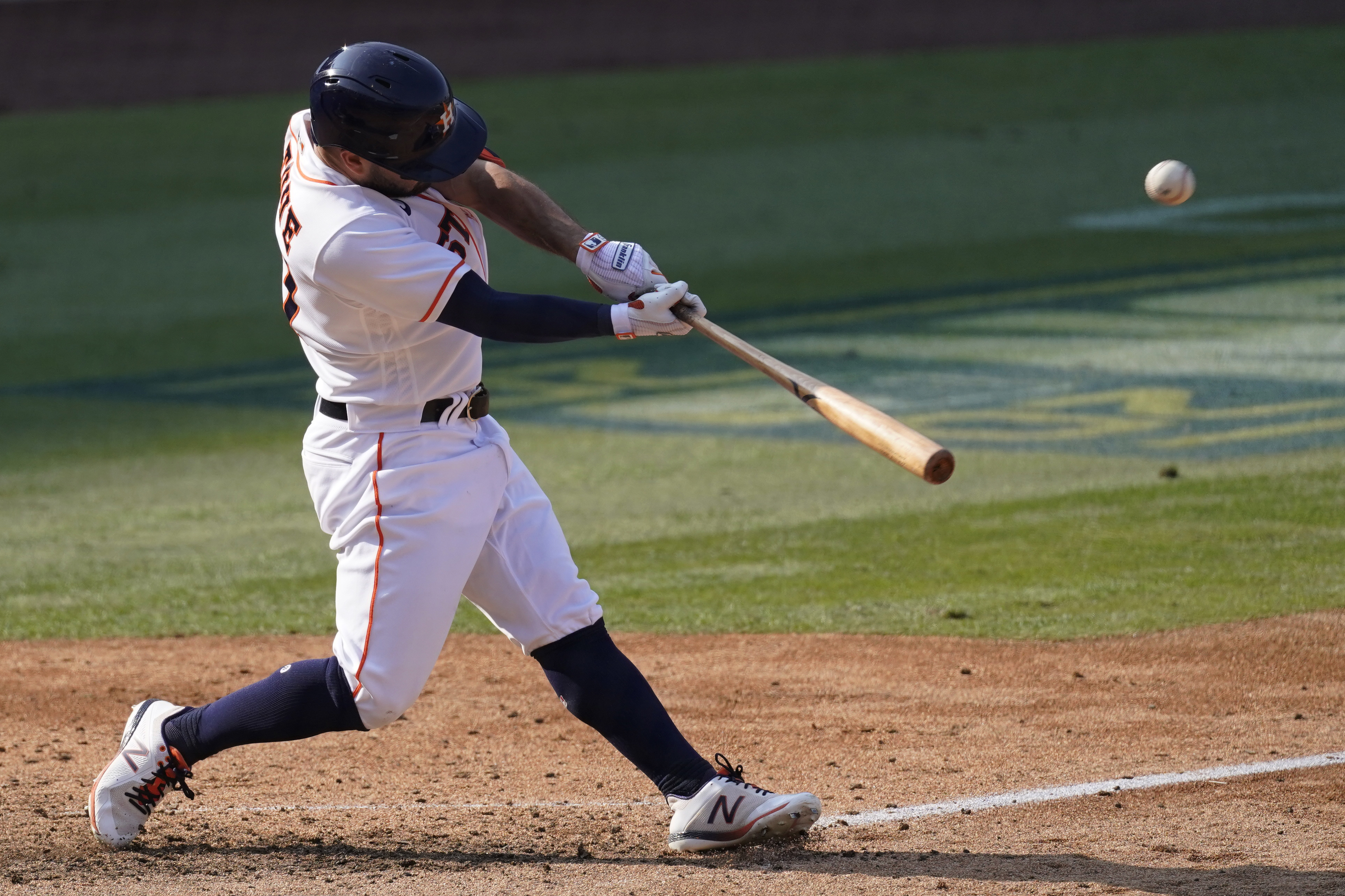 Bang! Bang! Astros thump away vs Oakland, return to ALCS