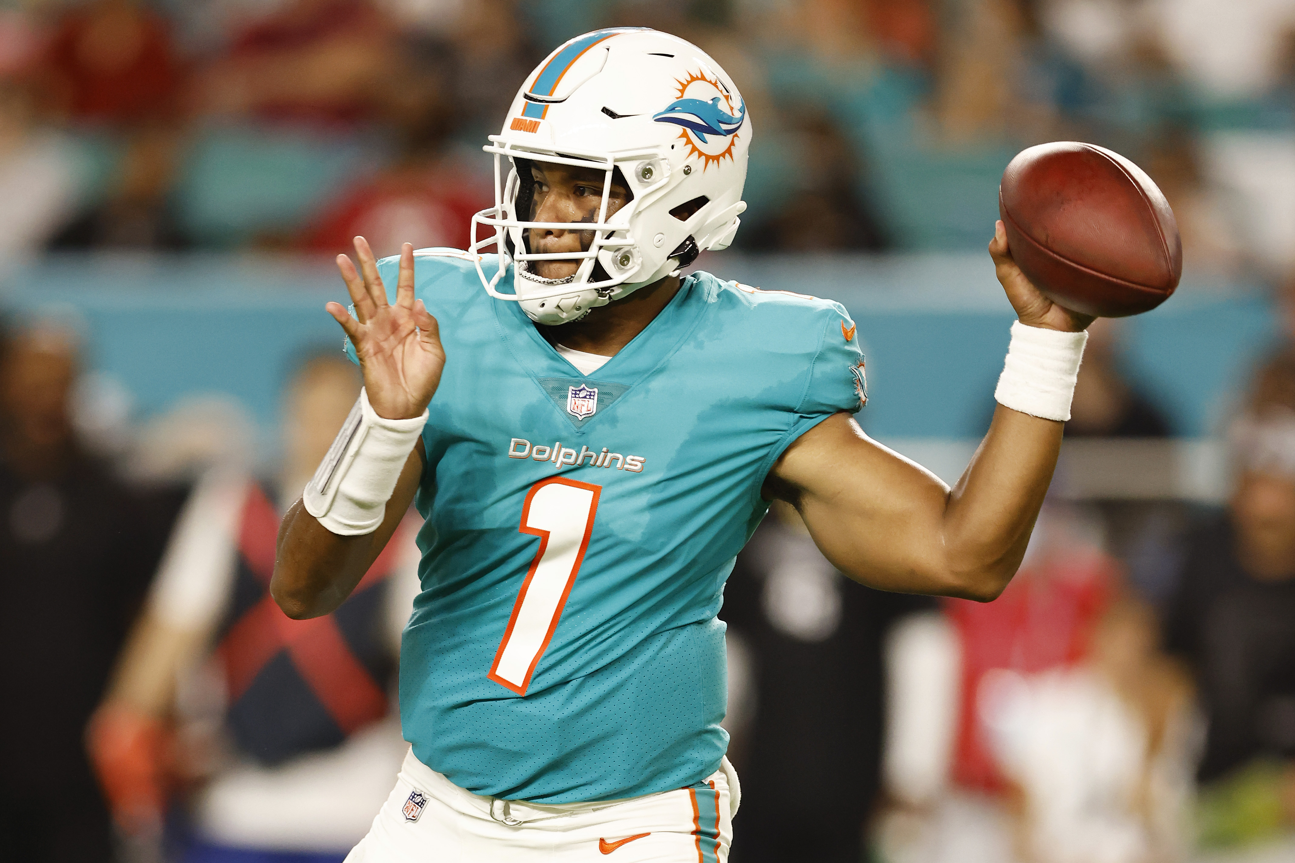 Tagovailoa sharp in Dolphins' 37-17 win over Falcons