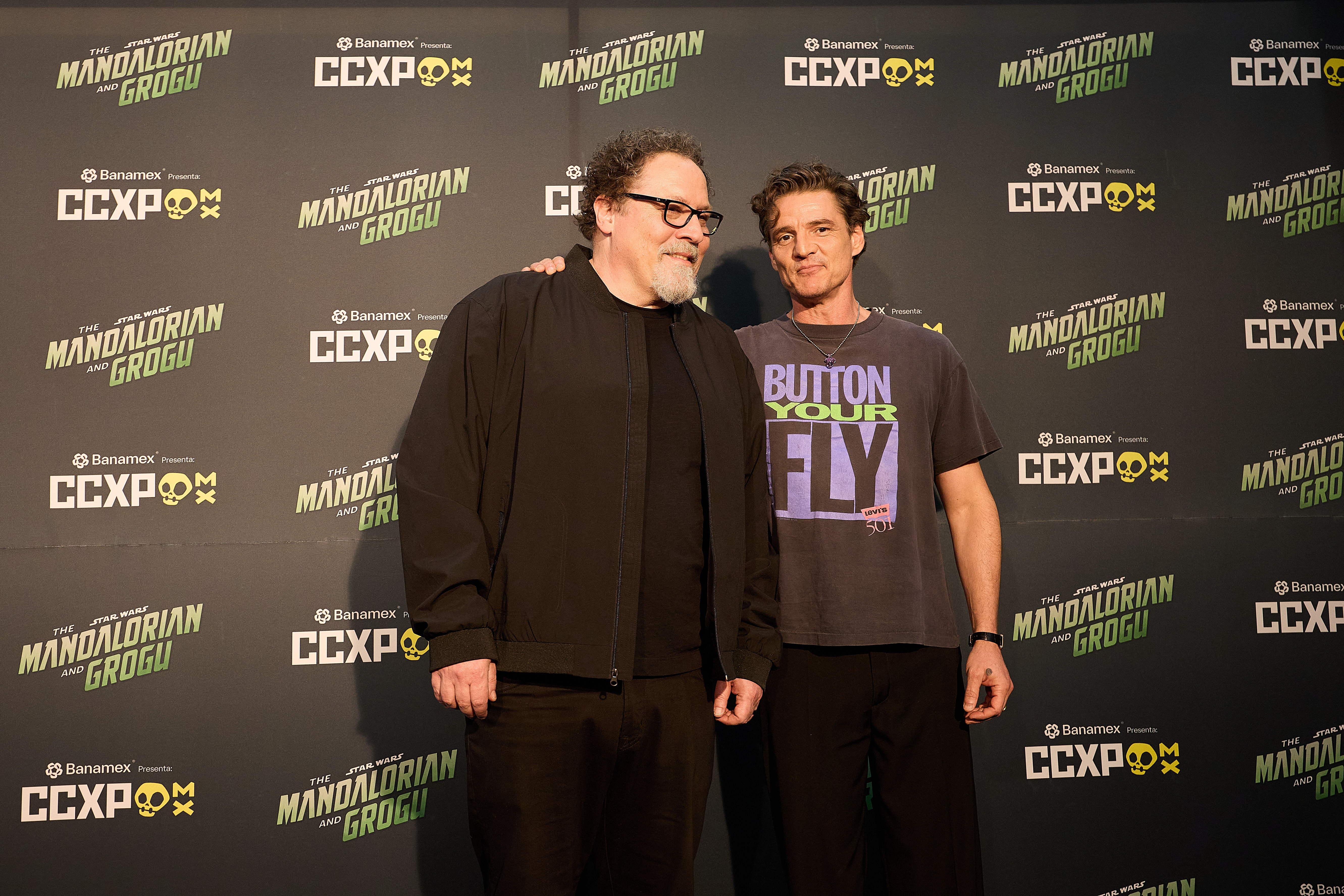 Pedro Pascal is moved to tears on his second visit to CCXP Mexico