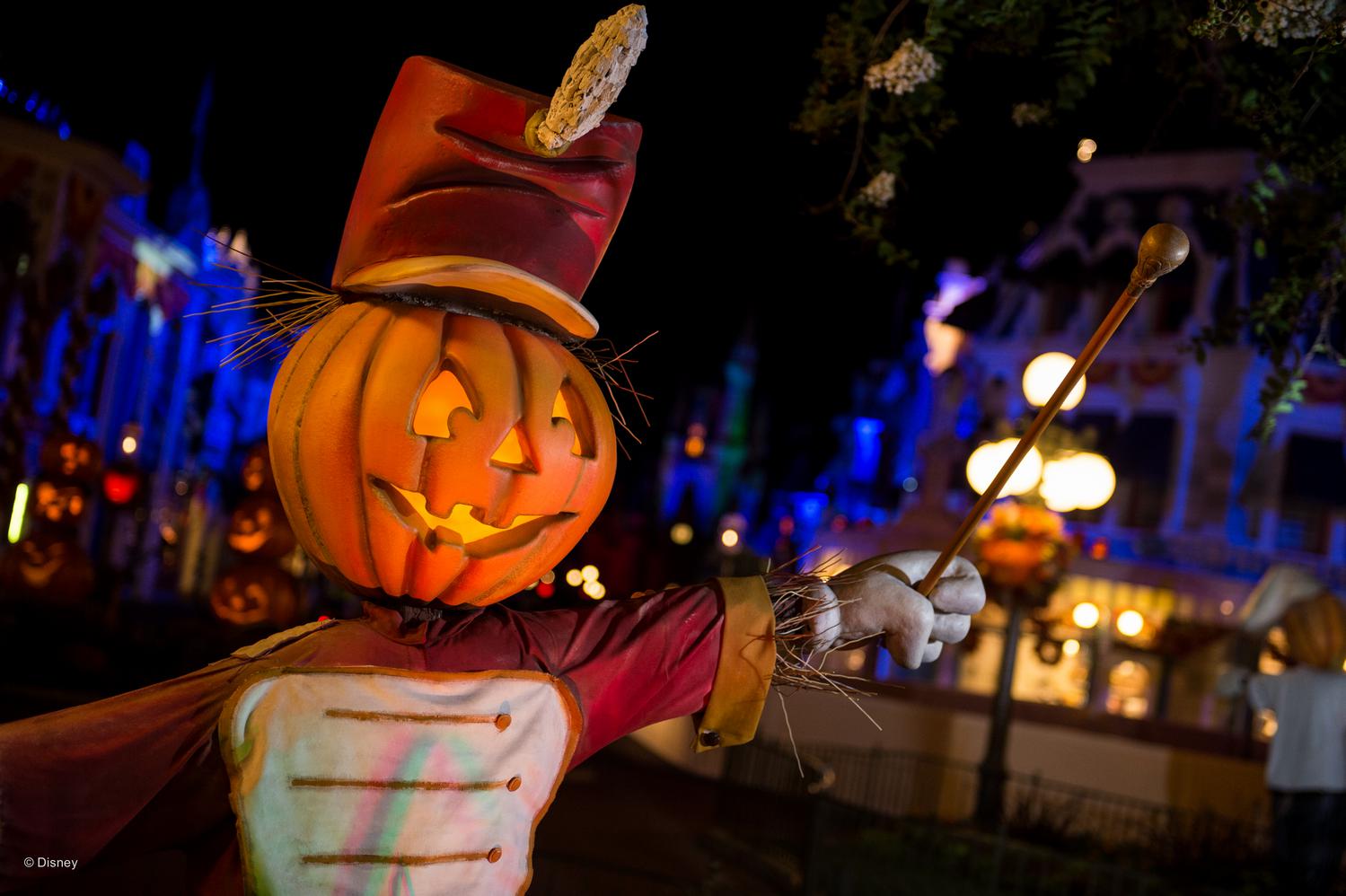 PHOTOS: Disneyland Paris gets spooky with one-night-only Halloween Party