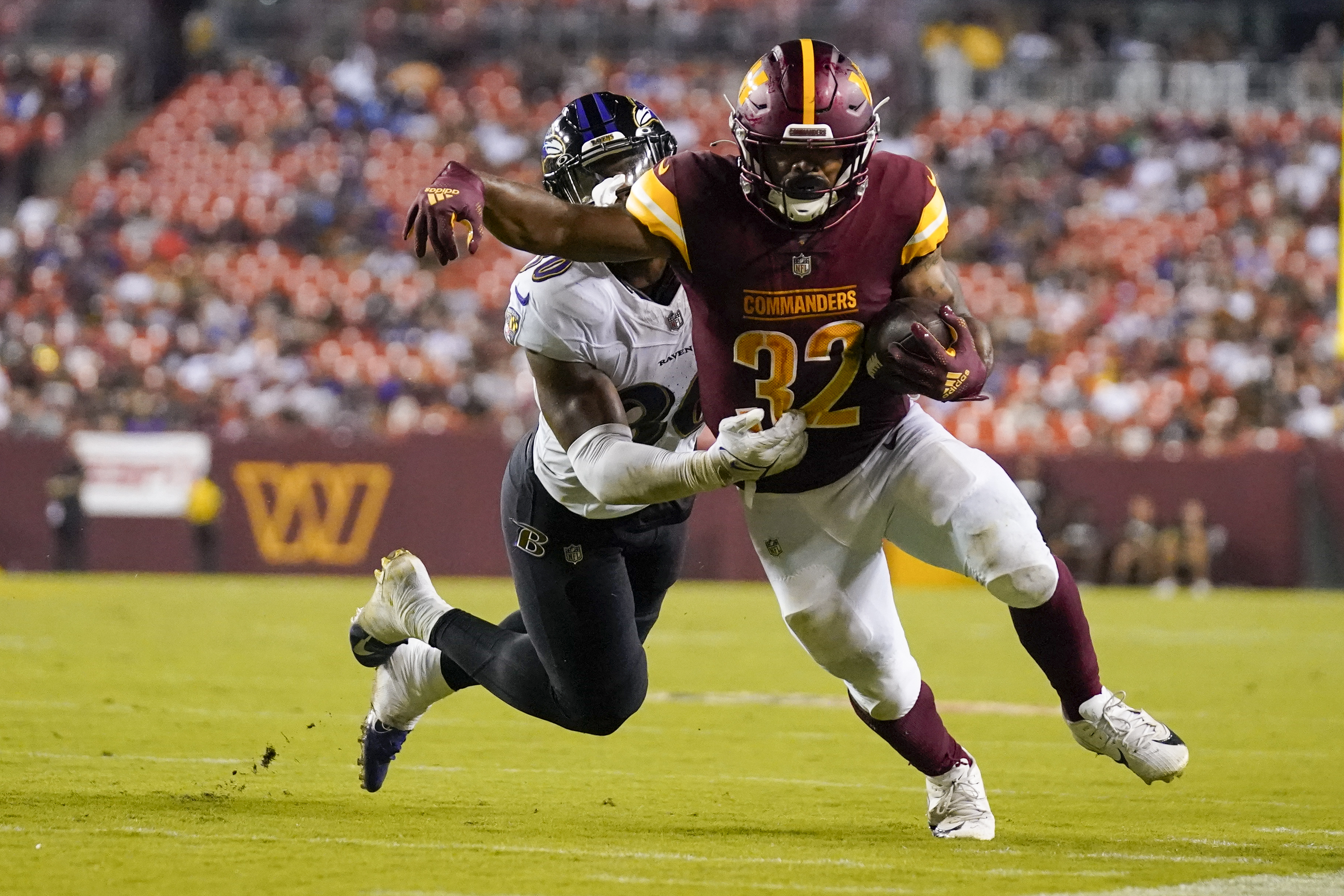 Commanders fans hit FedEx Field for first preseason home game against Ravens