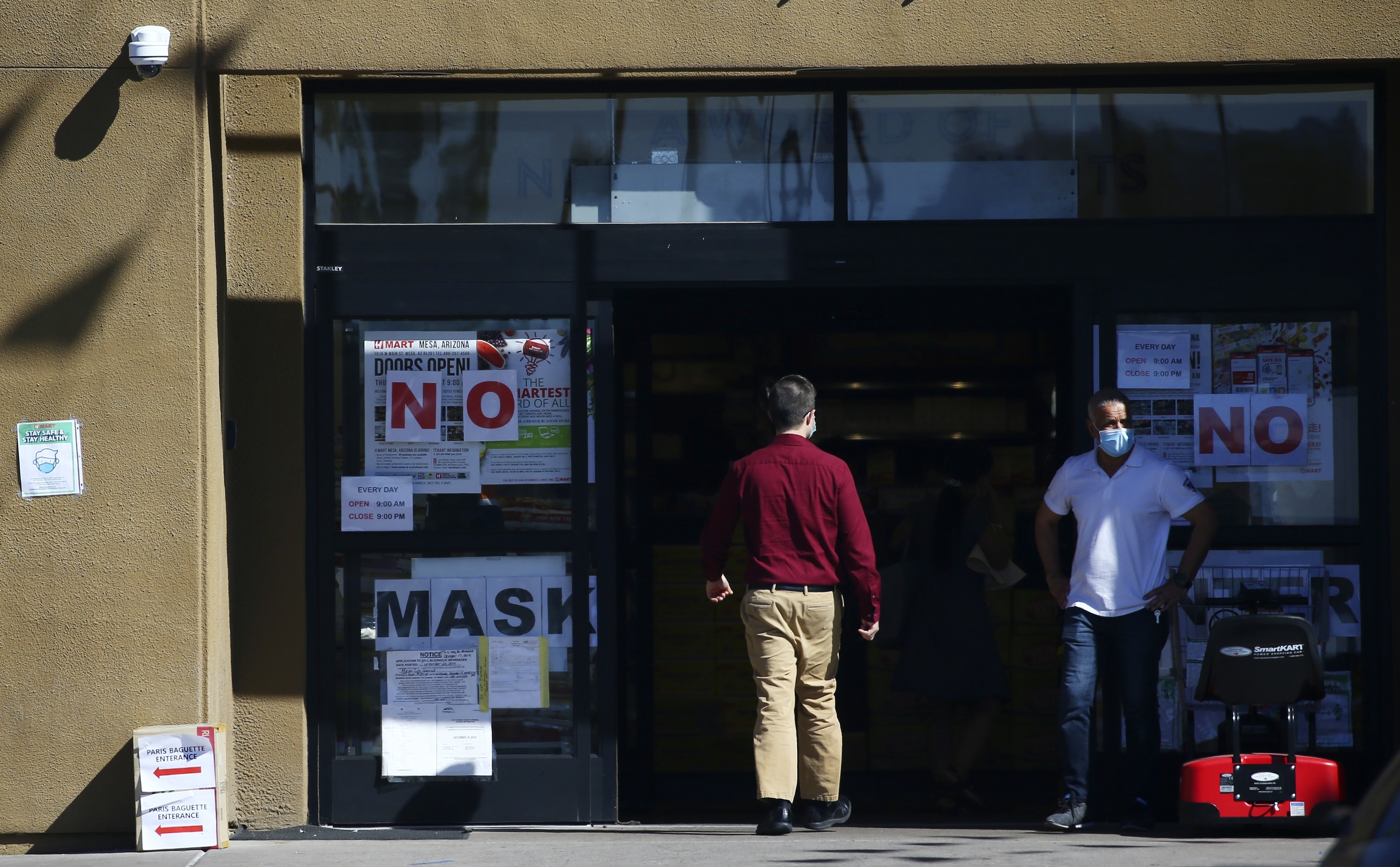 Arizona Governor Says Mayors Allowed To Require Face Masks