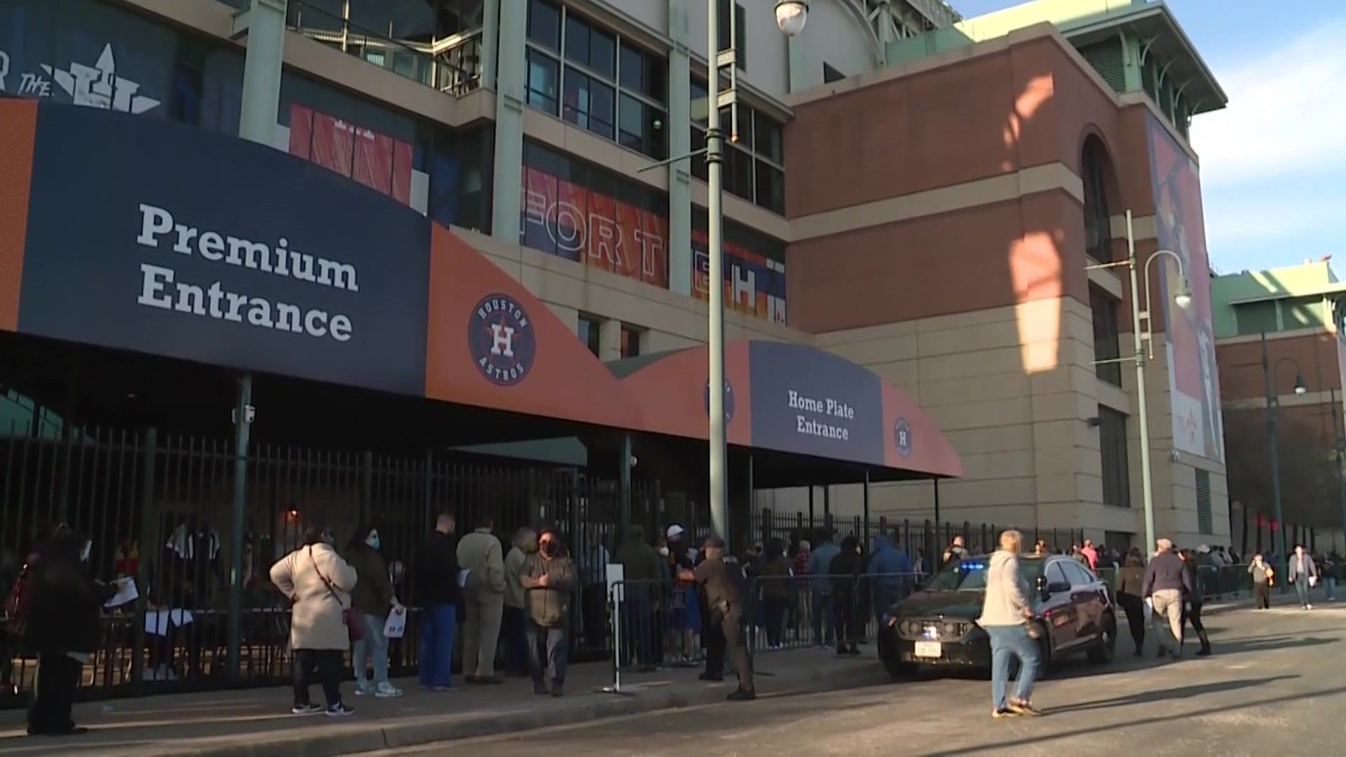 Coronavirus: Houston's Minute Maid Park to stage COVID-19 tests Saturday -  ABC13 Houston