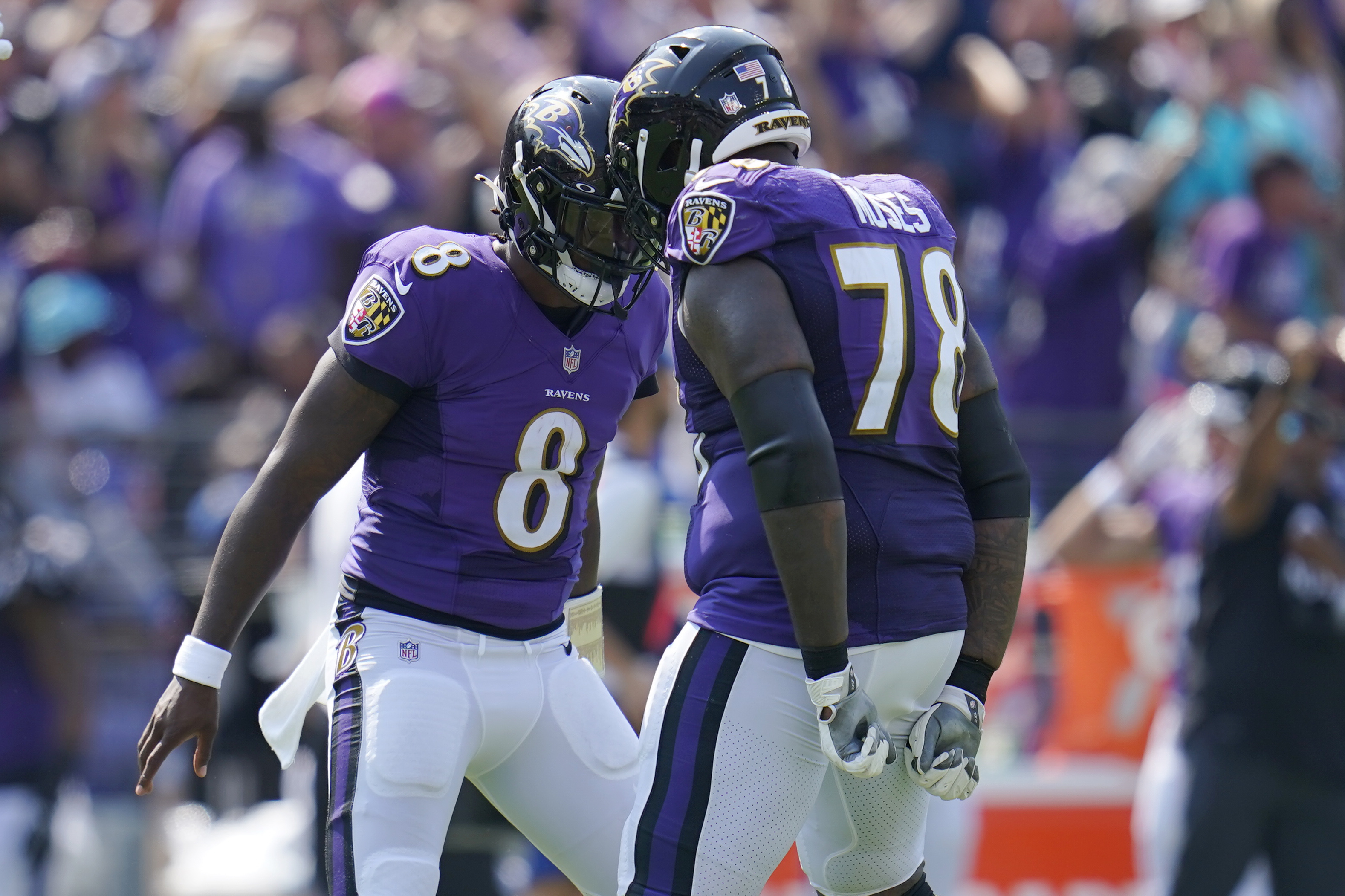 Ravens' Devin Duvernay speeds to end zone for 103-yard kick-return