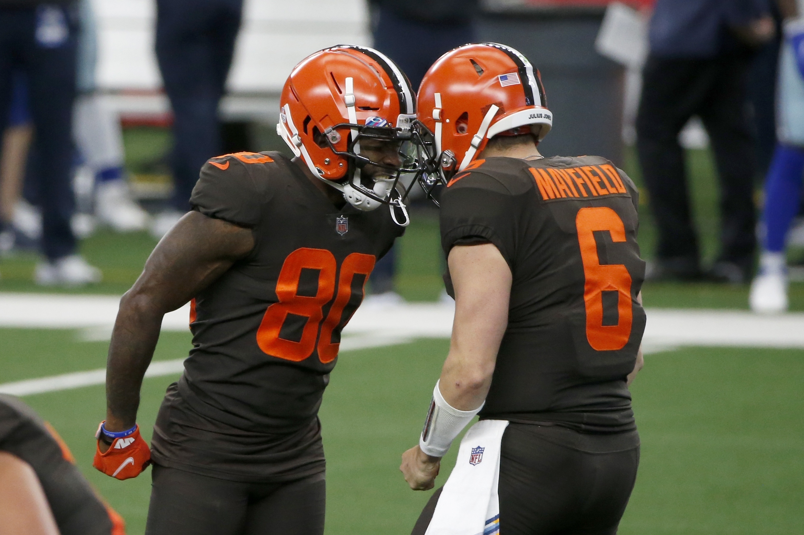 Watch: Odell Beckham Jr. joined by Baker Mayfield, Jarvis Landry, Myles  Garrett at introductory press conference