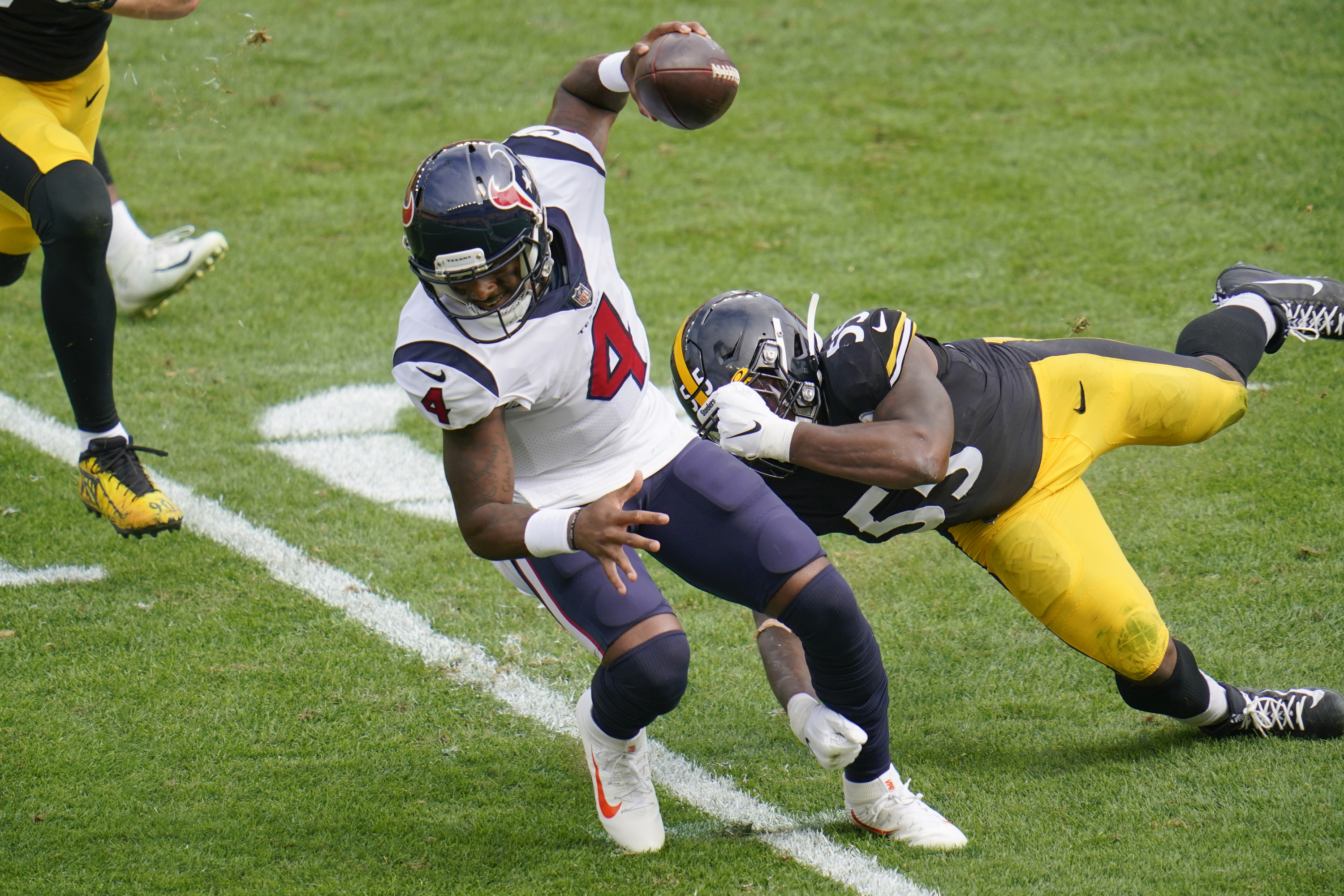 Houston Texans' defense swarms Steelers in decisive victory