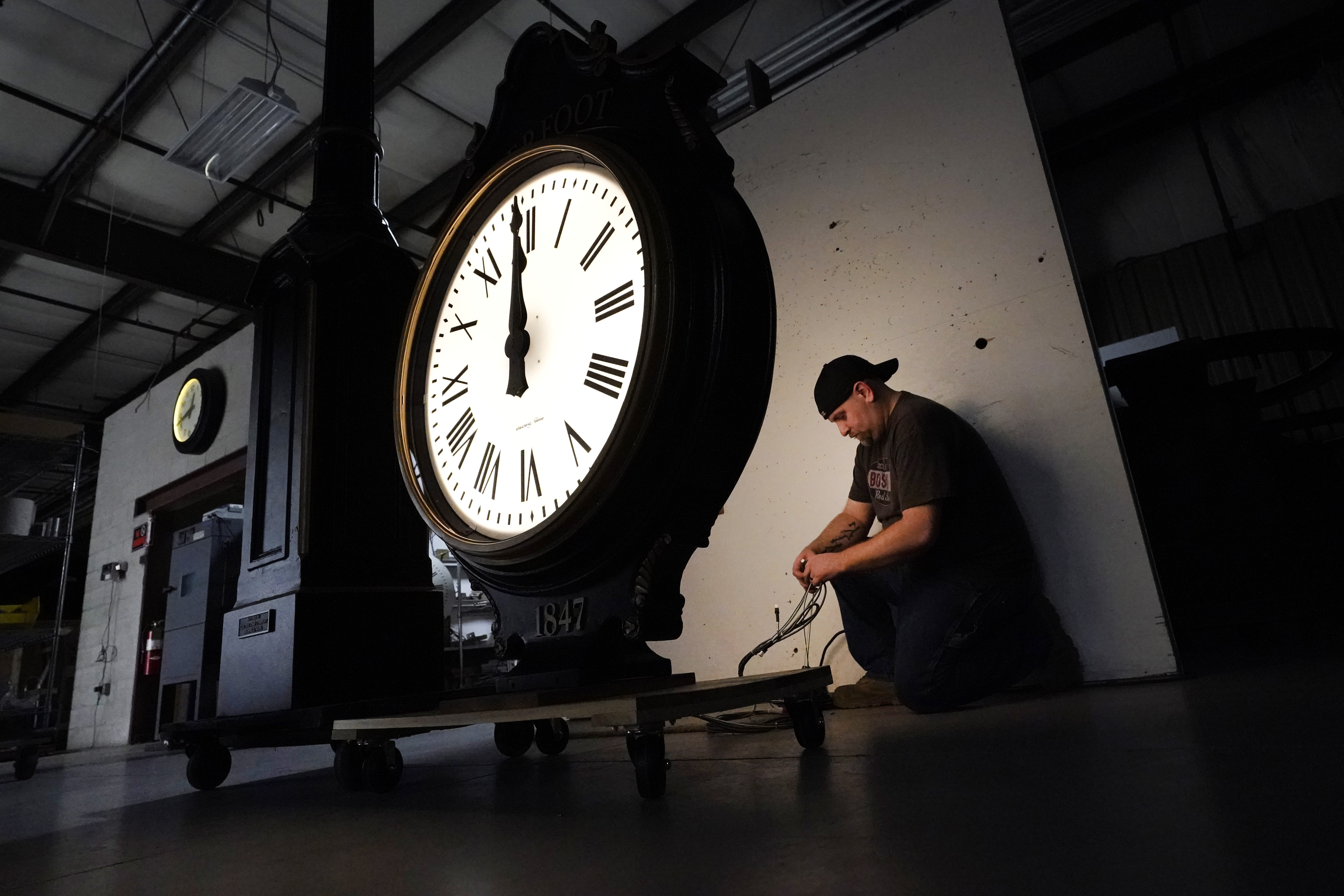 Making daylight saving time permanent: Where all 50 states stand