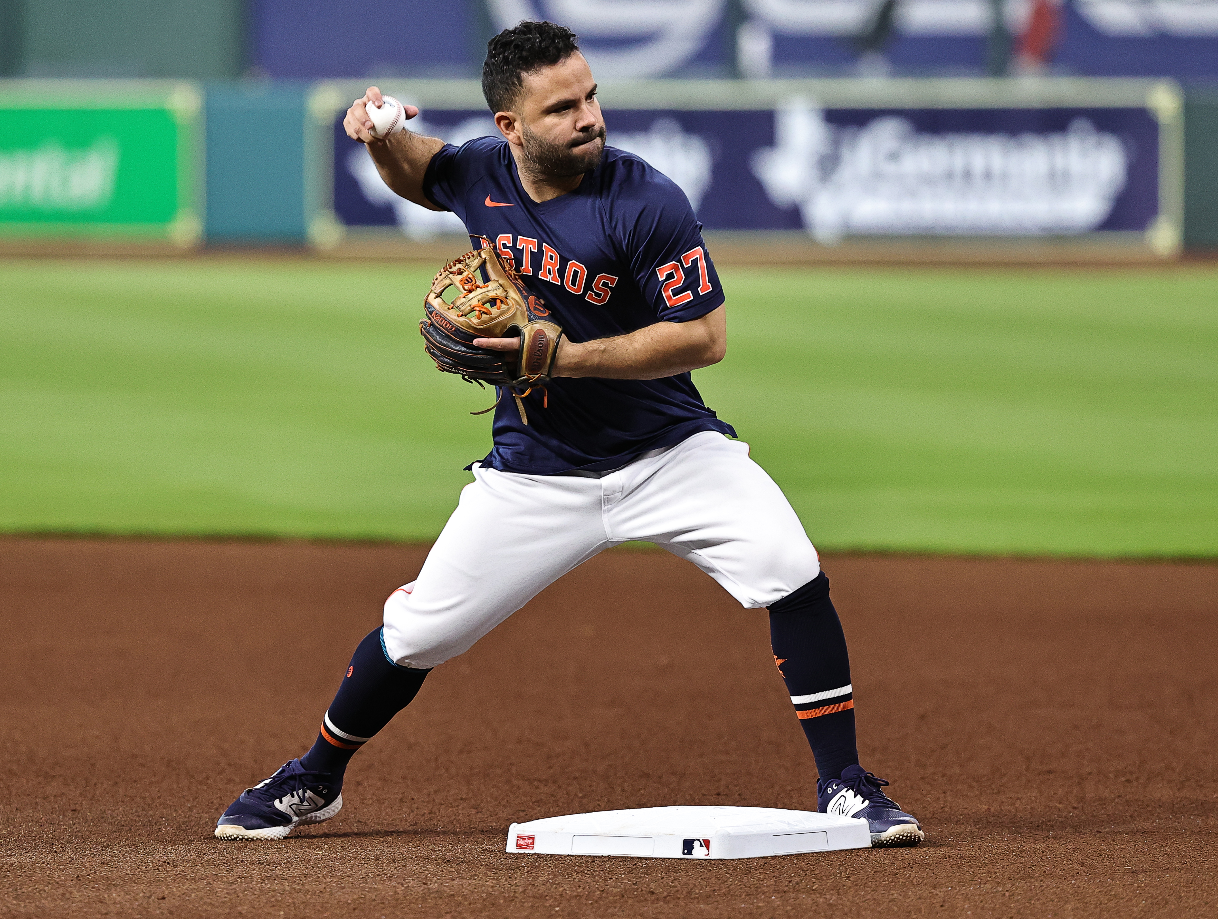 Astros' Jose Altuve to begin rehab assignment with Sugar Land