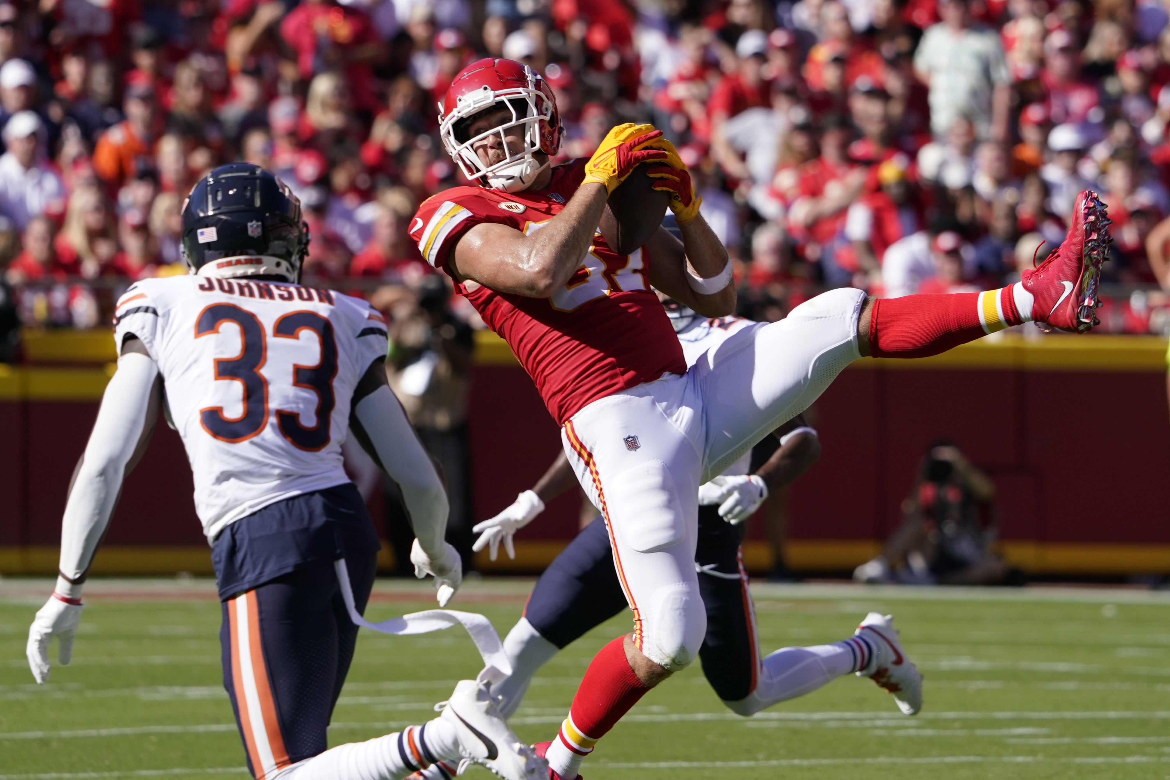 Chiefs' Travis Kelce describes 'dog fight' win over Buccaneers, PSNFF