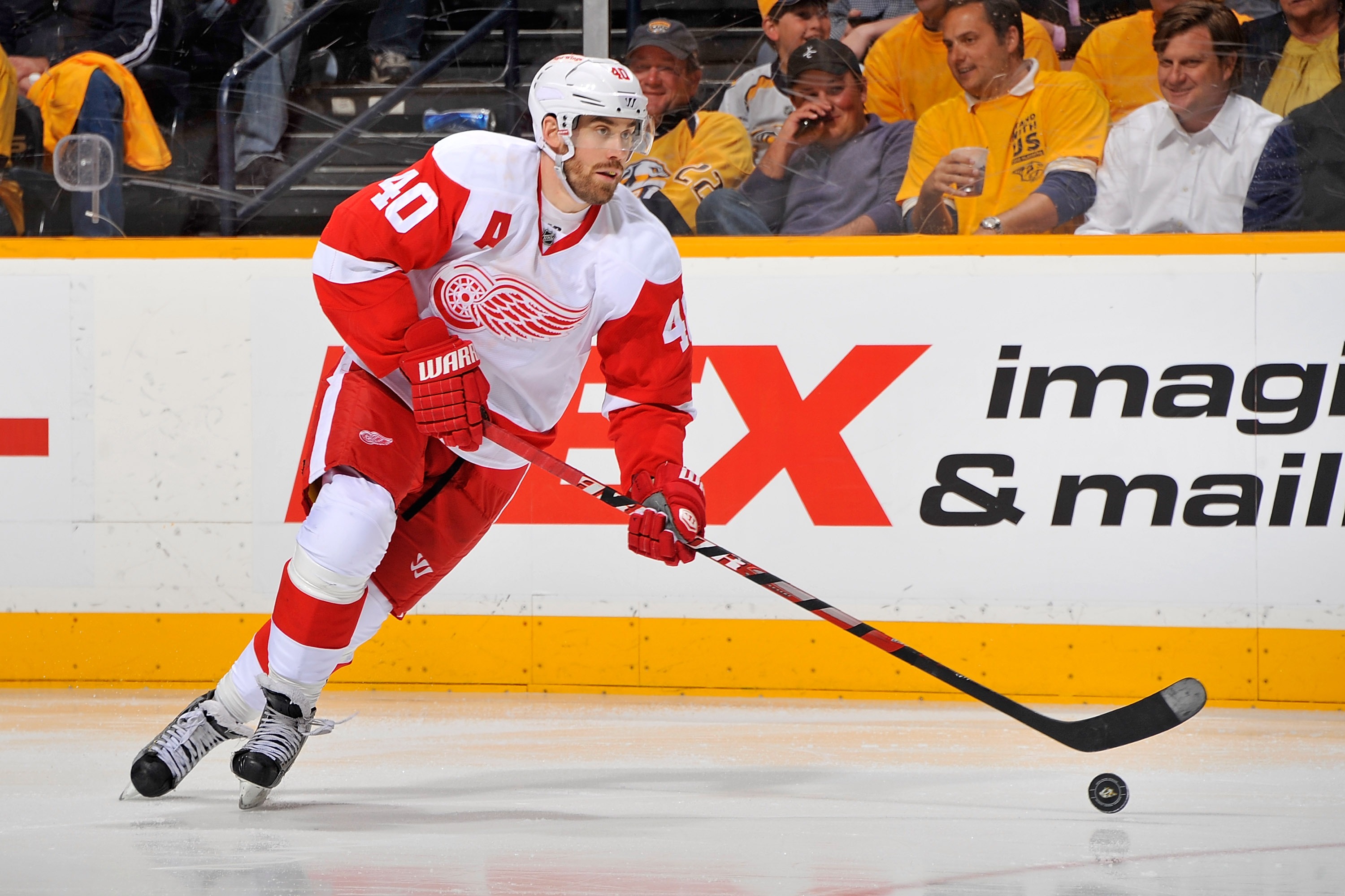 Red Wings history: Detroit sets NHL record consecutive home wins on Feb. 14, 2012