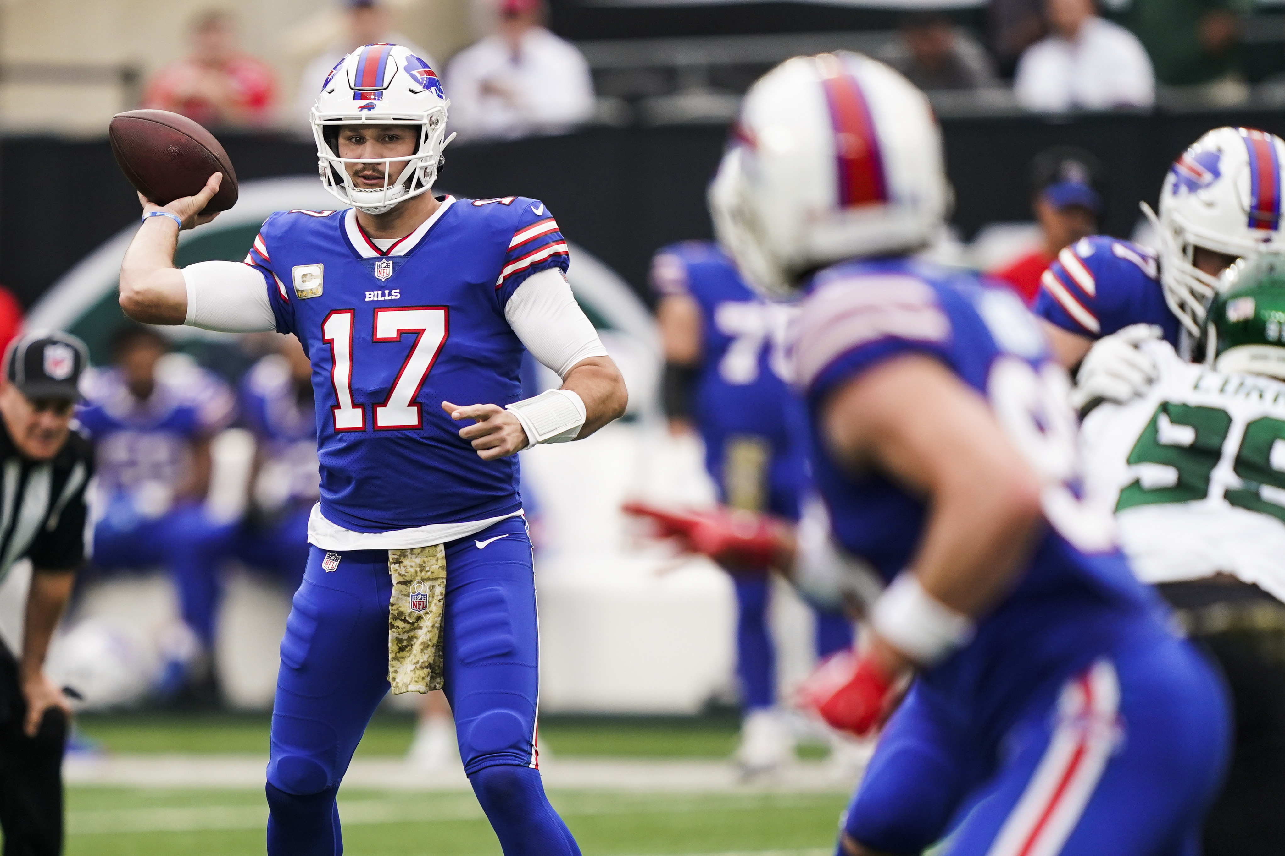 EAST RUTHERFORD, NJ - NOVEMBER 06: Buffalo Bills quarterback Josh Allen  (17) during the National Football League game between the New York Jets and  Buffalo Bills on November 6, 2022 at MetLife