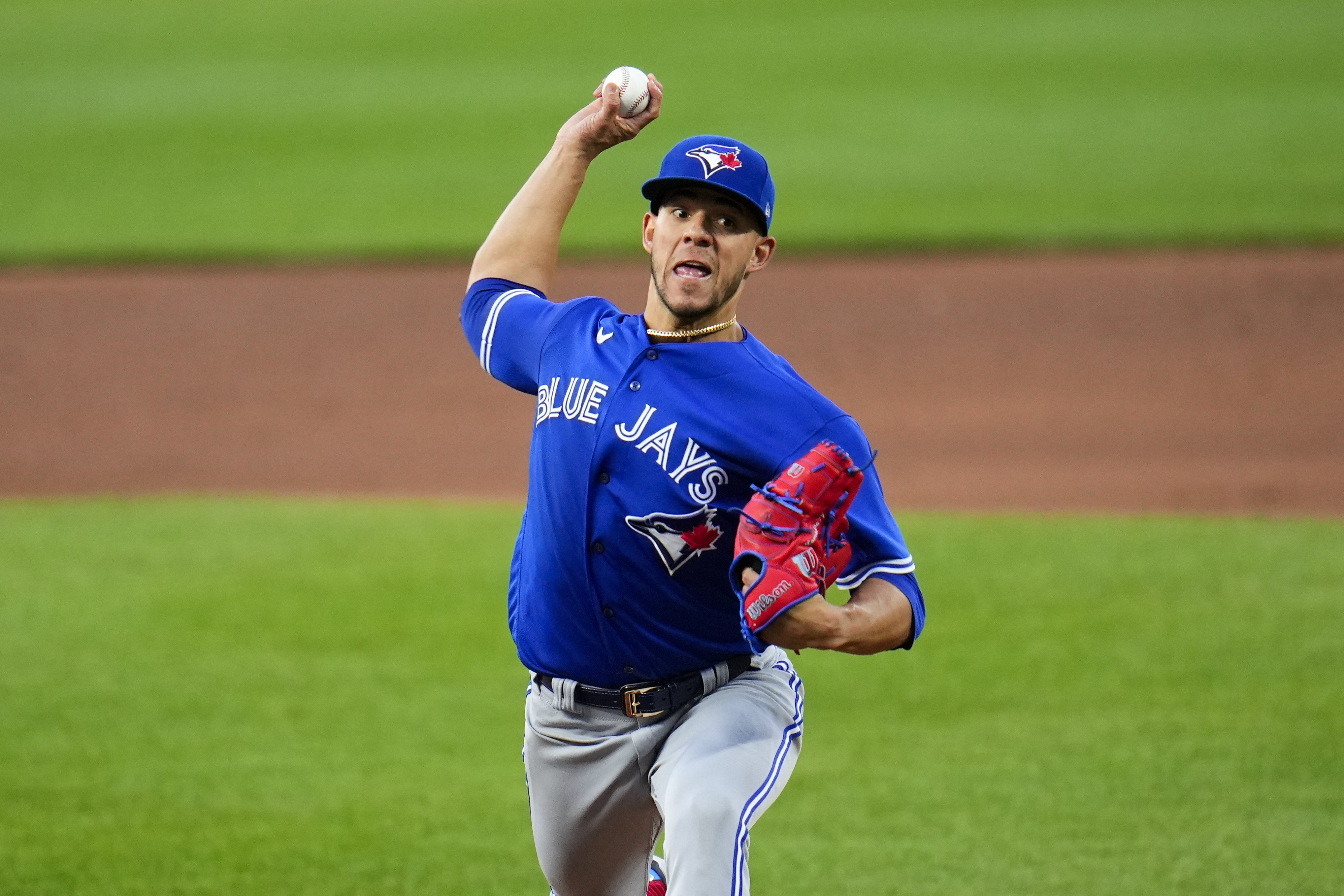 Jays' Jose Berrios flirts with no-hitter, now 10-0 vs. O's