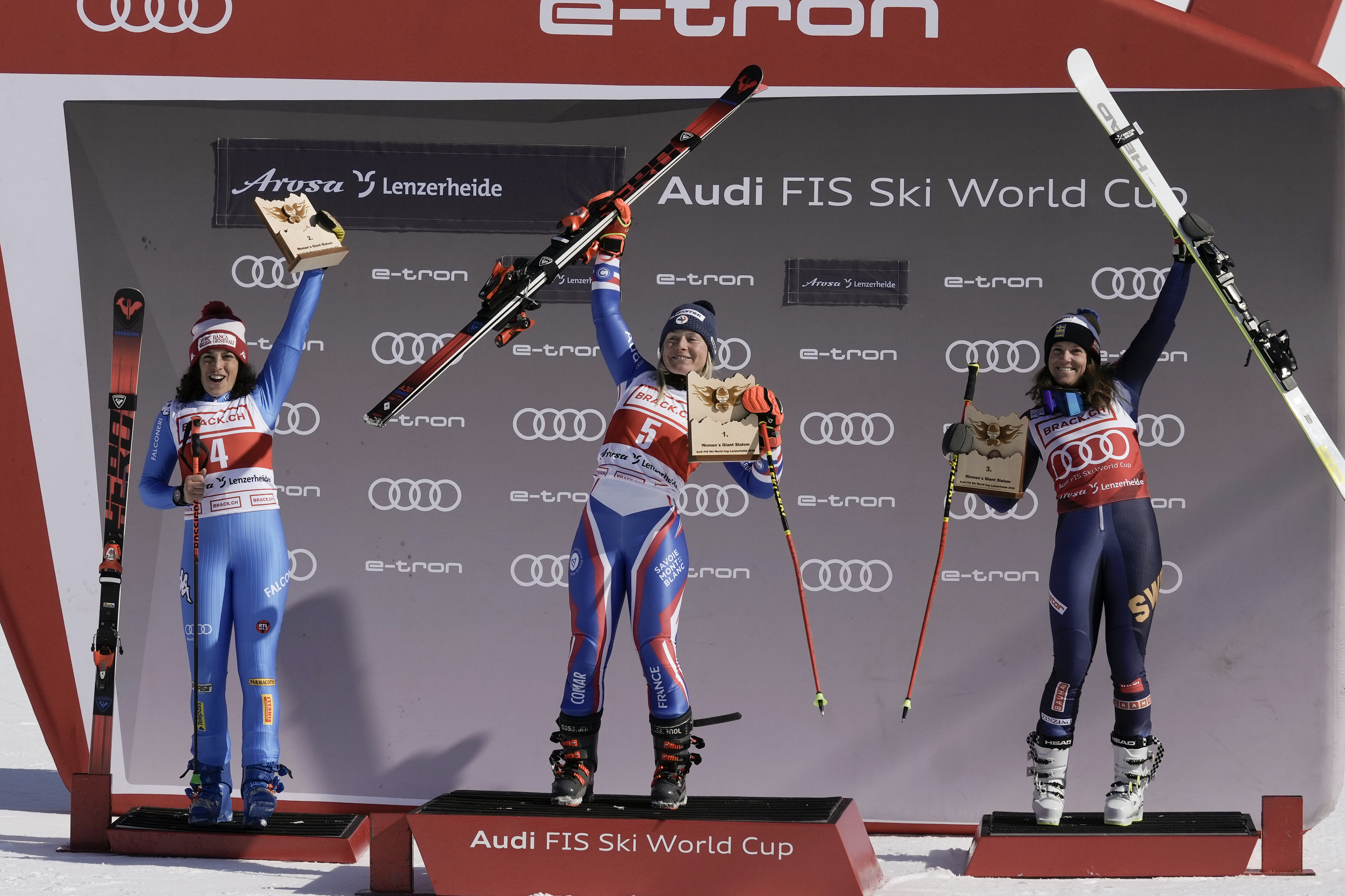 Shiffrin pads World Cup lead in giant slalom won by Worley