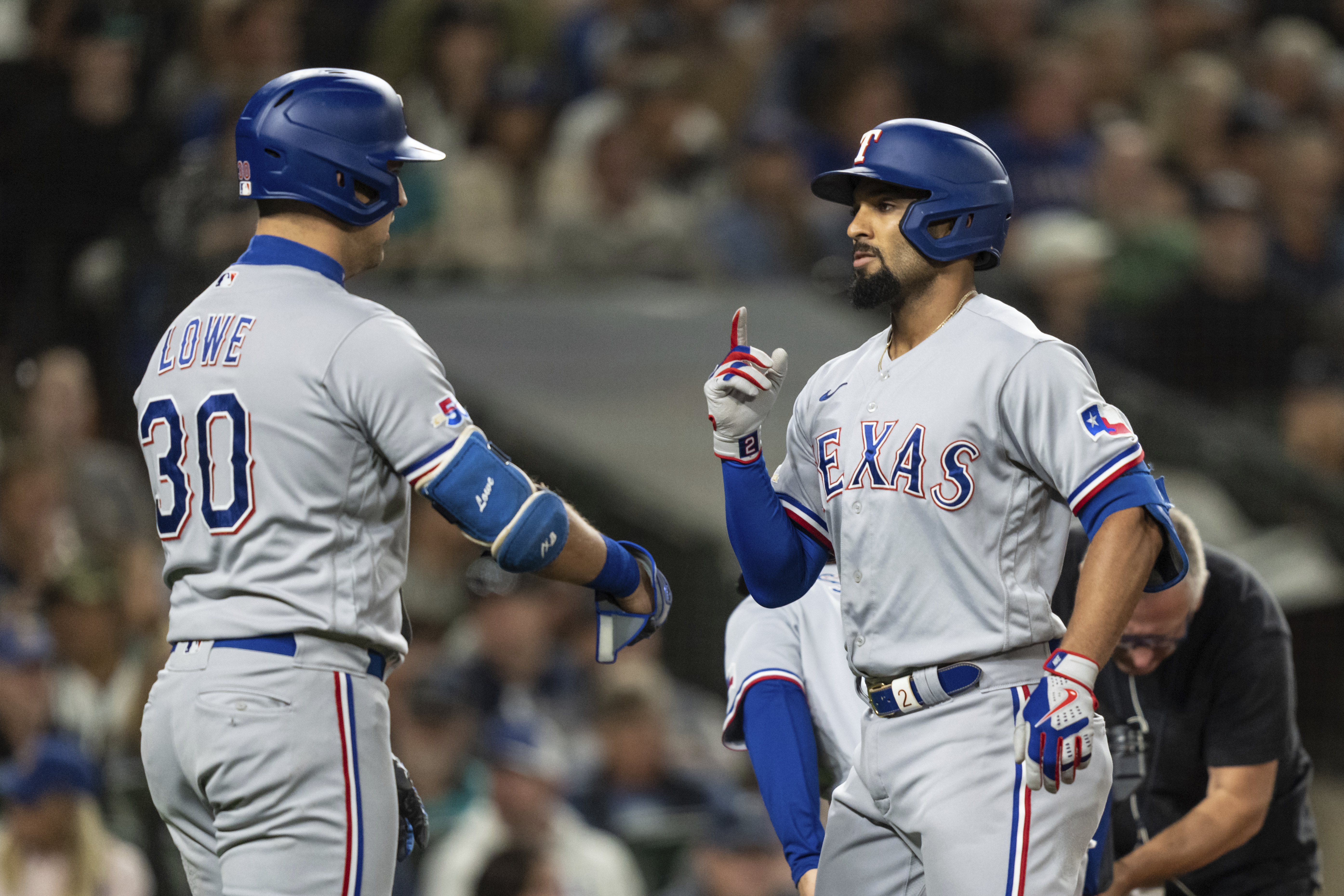 Mariners outlast Rangers in 11, close in on playoff berth – KXAN Austin