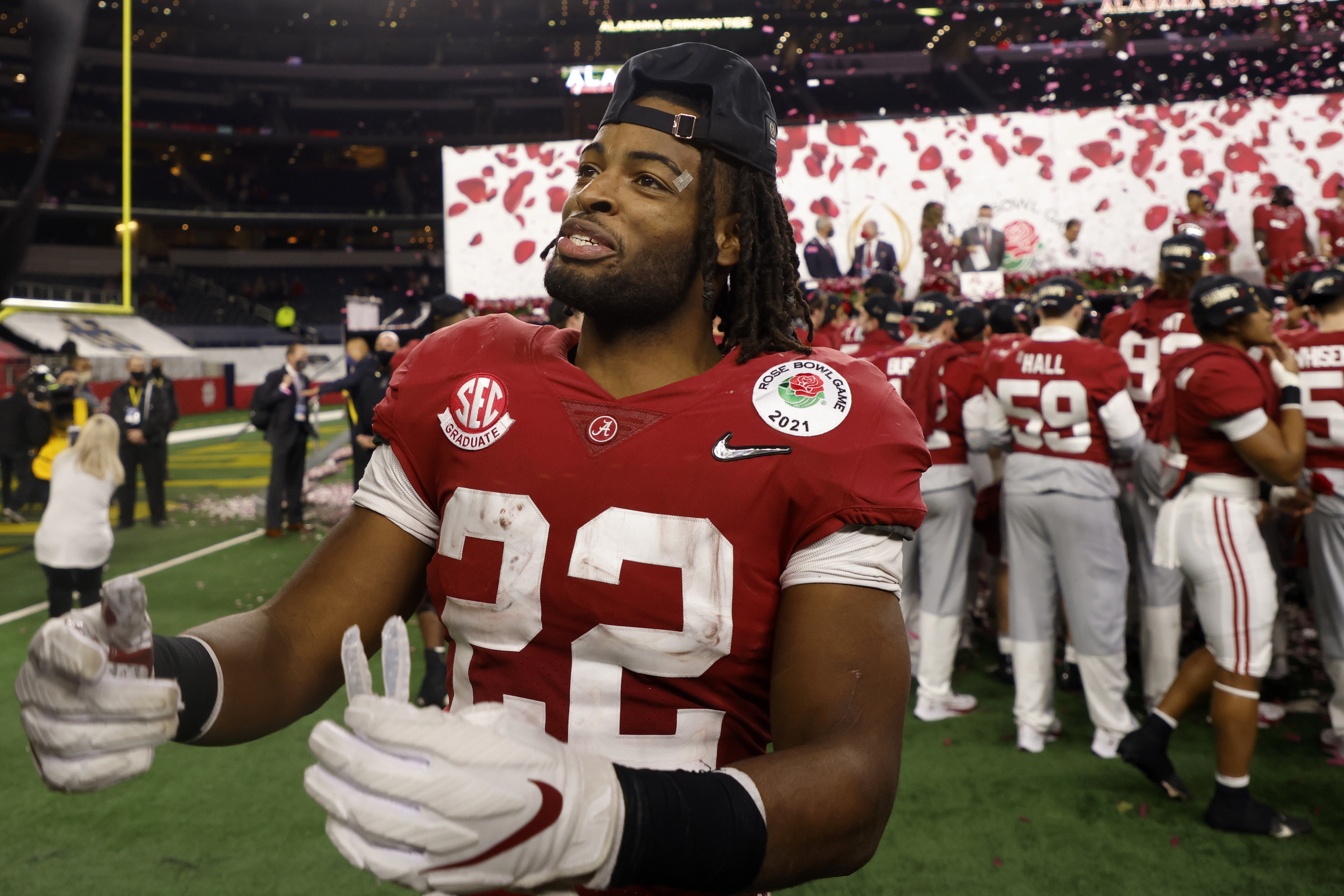 Bama's Waddle back practicing, status for title game unclear