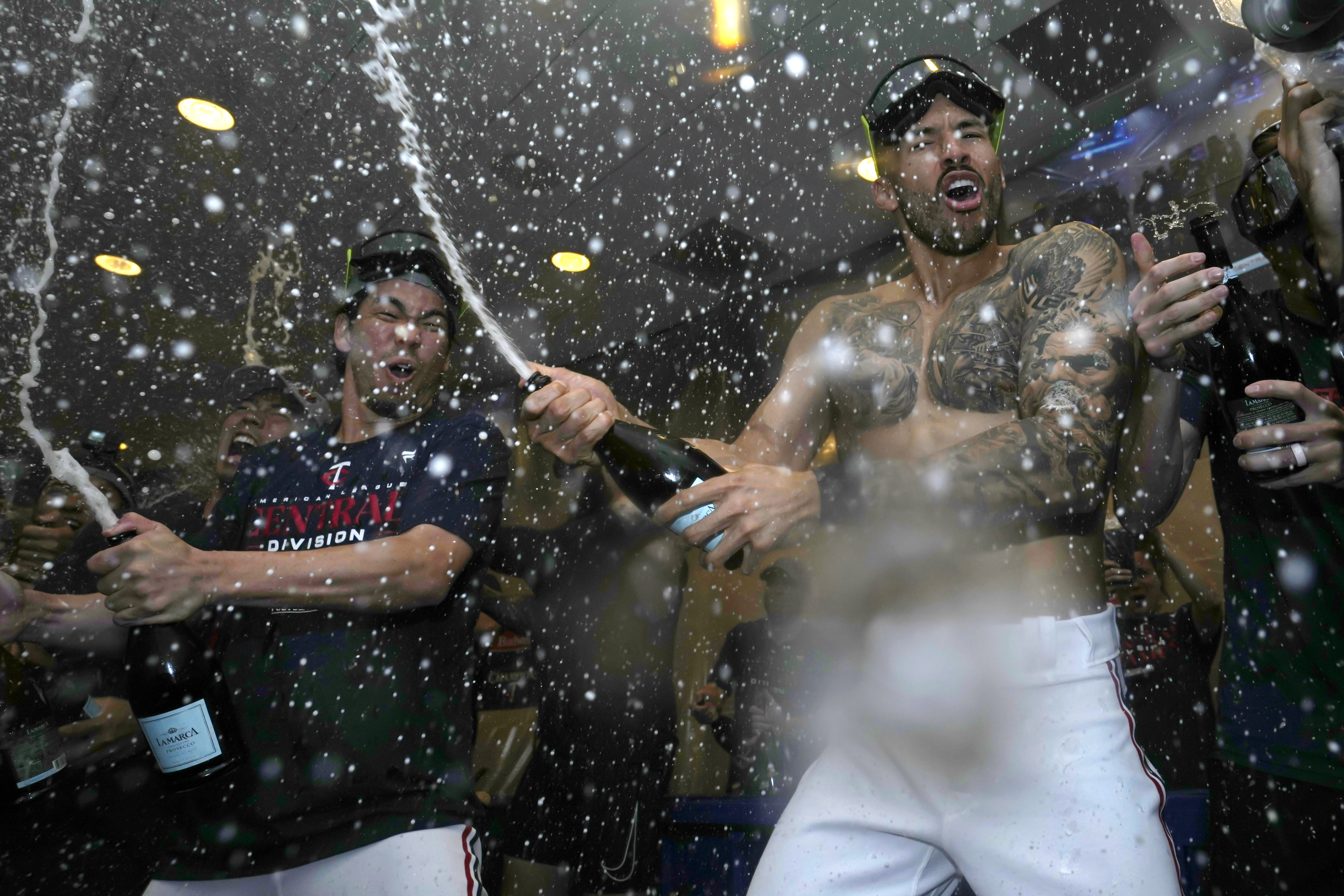 Minnesota Twins clinch AL Central title with 8-6 win over Angels – WJBF