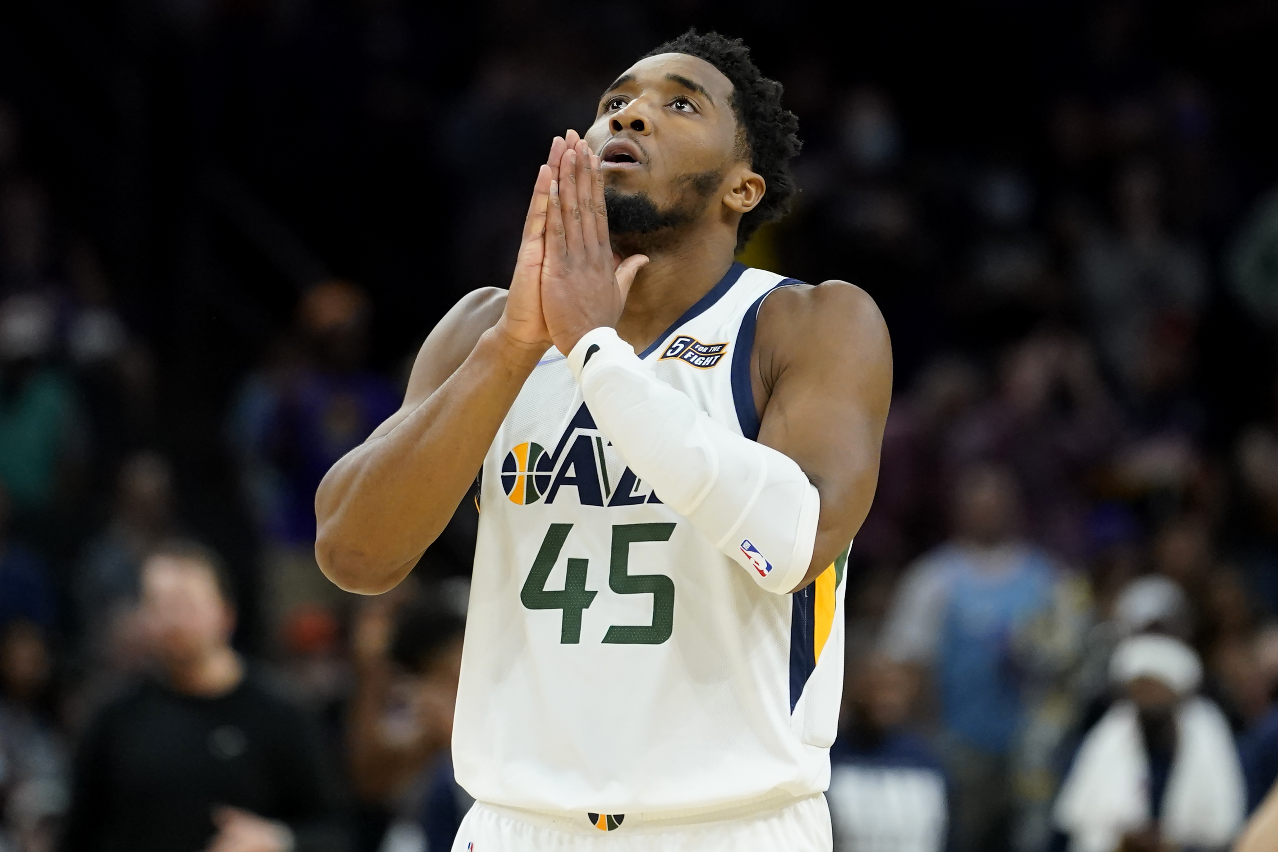 Mitchell, Gobert lift Jazz over Blazers 129-107 - The San Diego