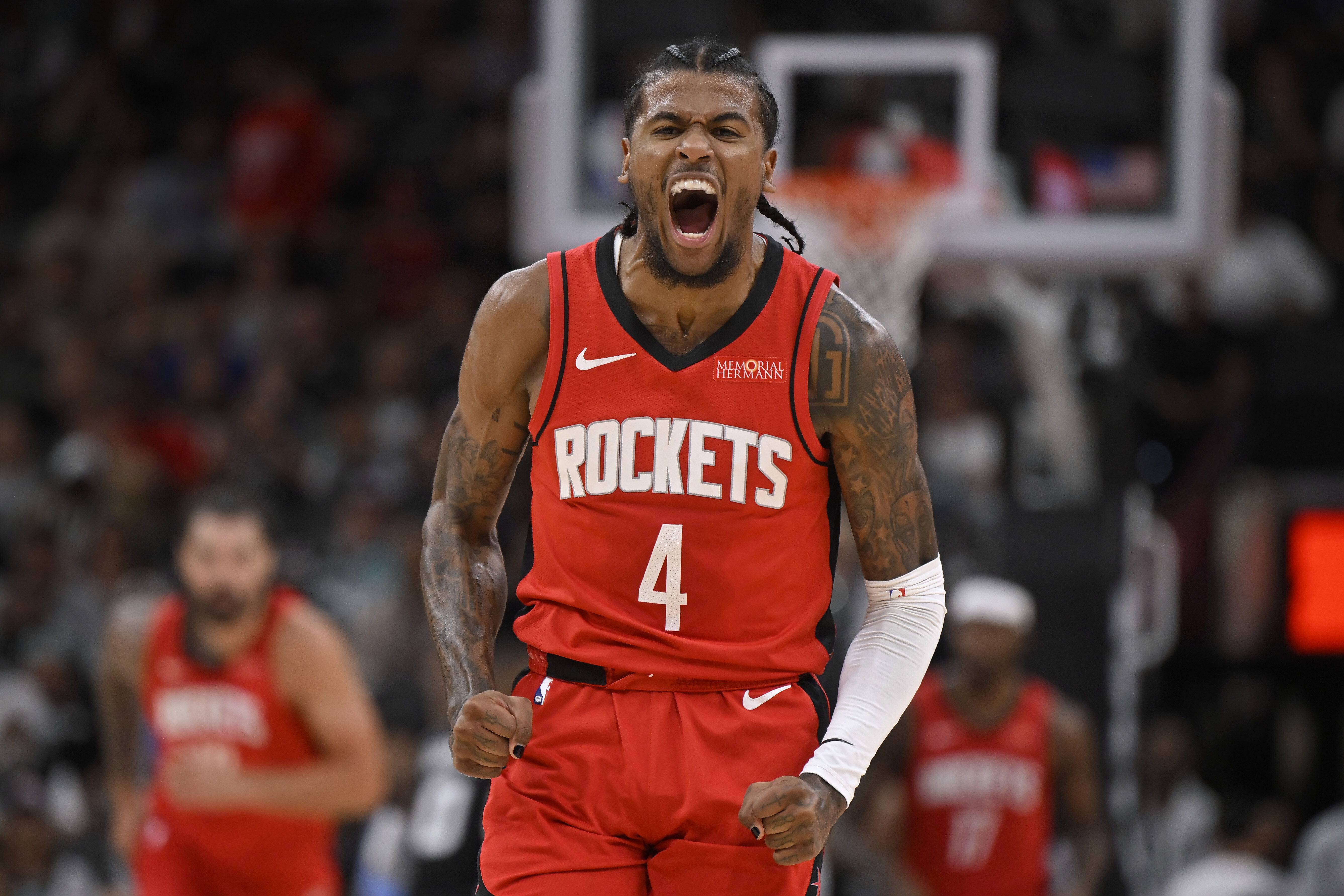 Jalen Green scores 21 points in the Rockets' 111-103 victory over