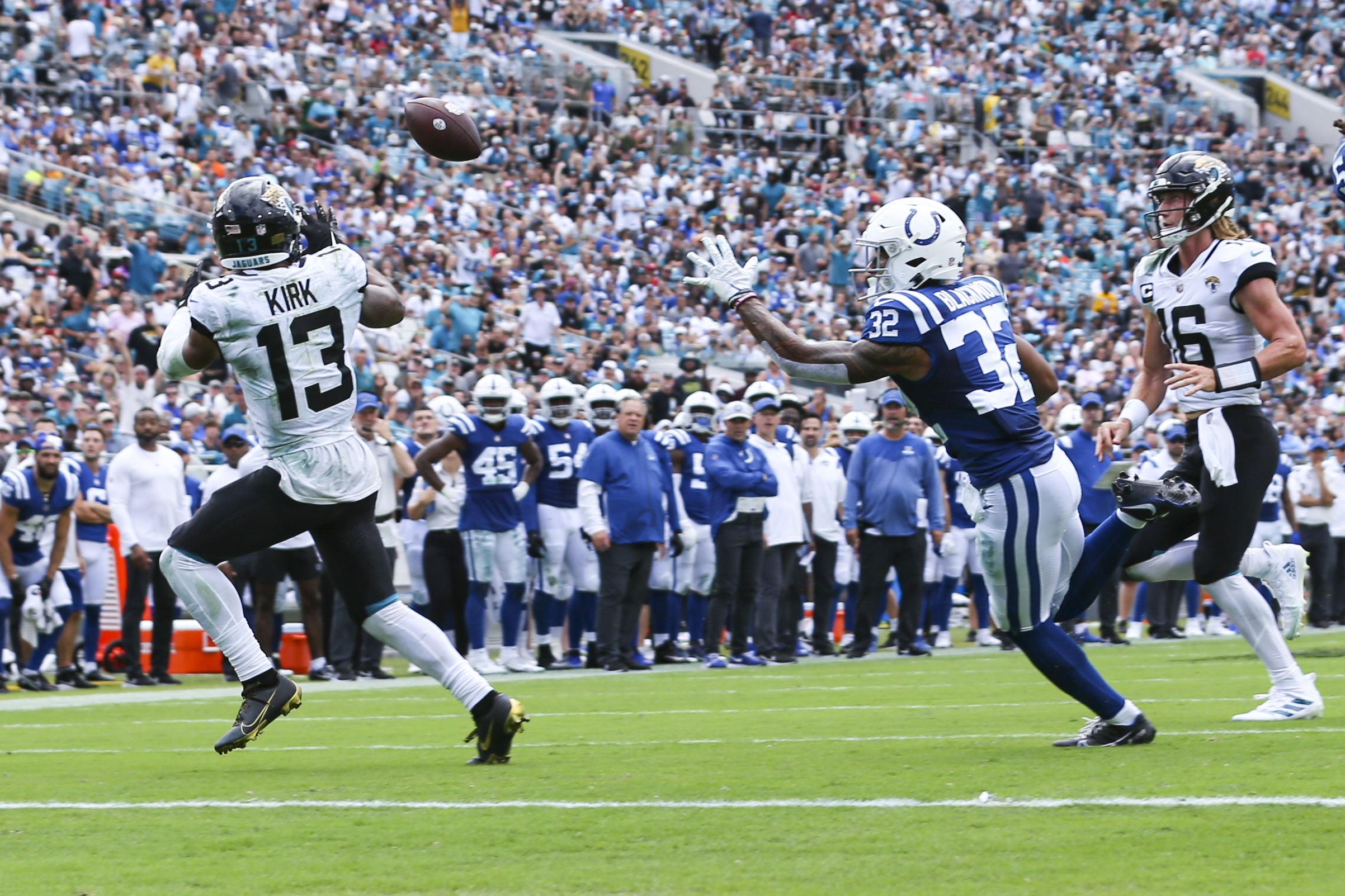 Jaguars blank Colts 6-0, end 7-game losing streak