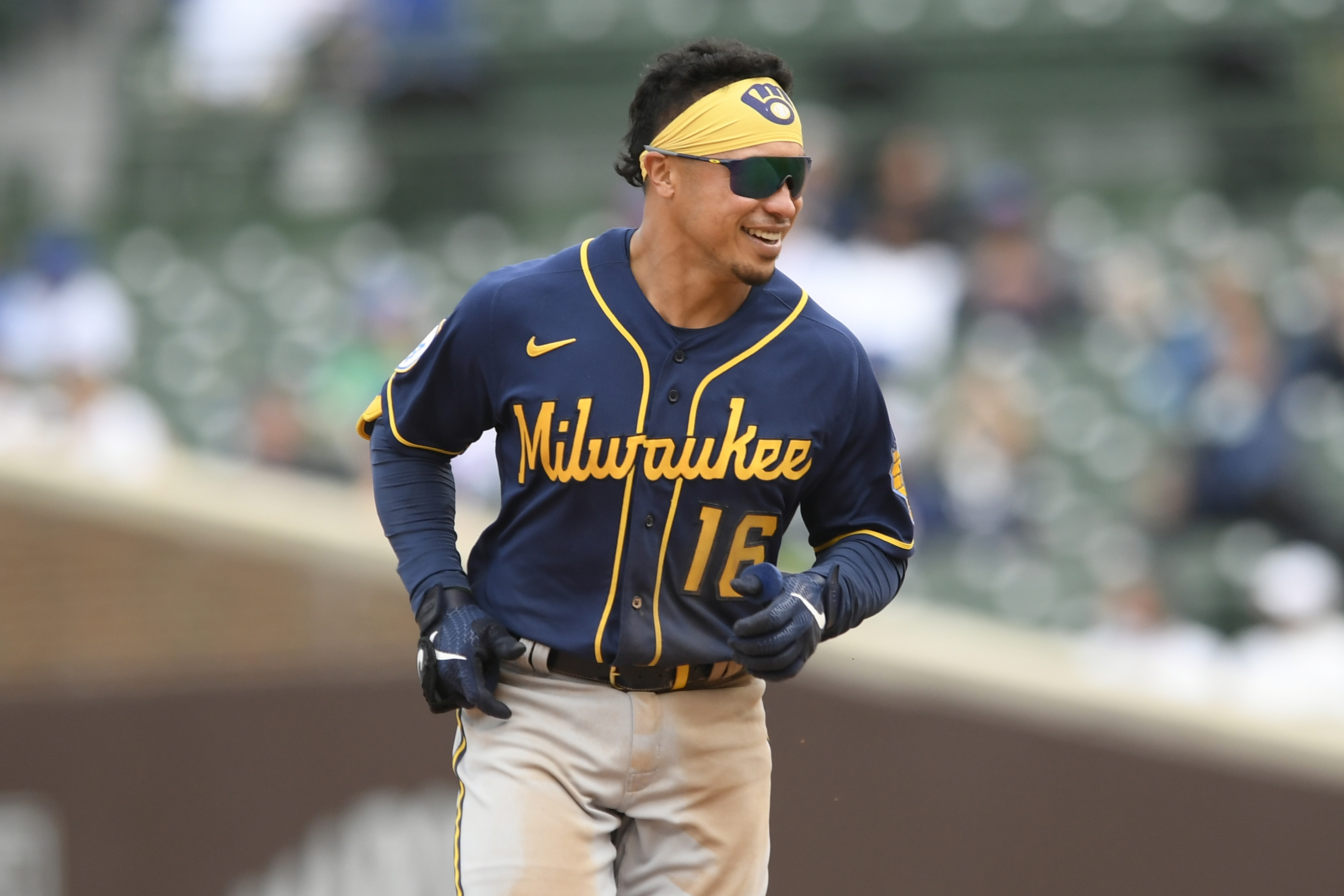 Milwaukee Brewers activate Kolten Wong, place Jace Peterson on