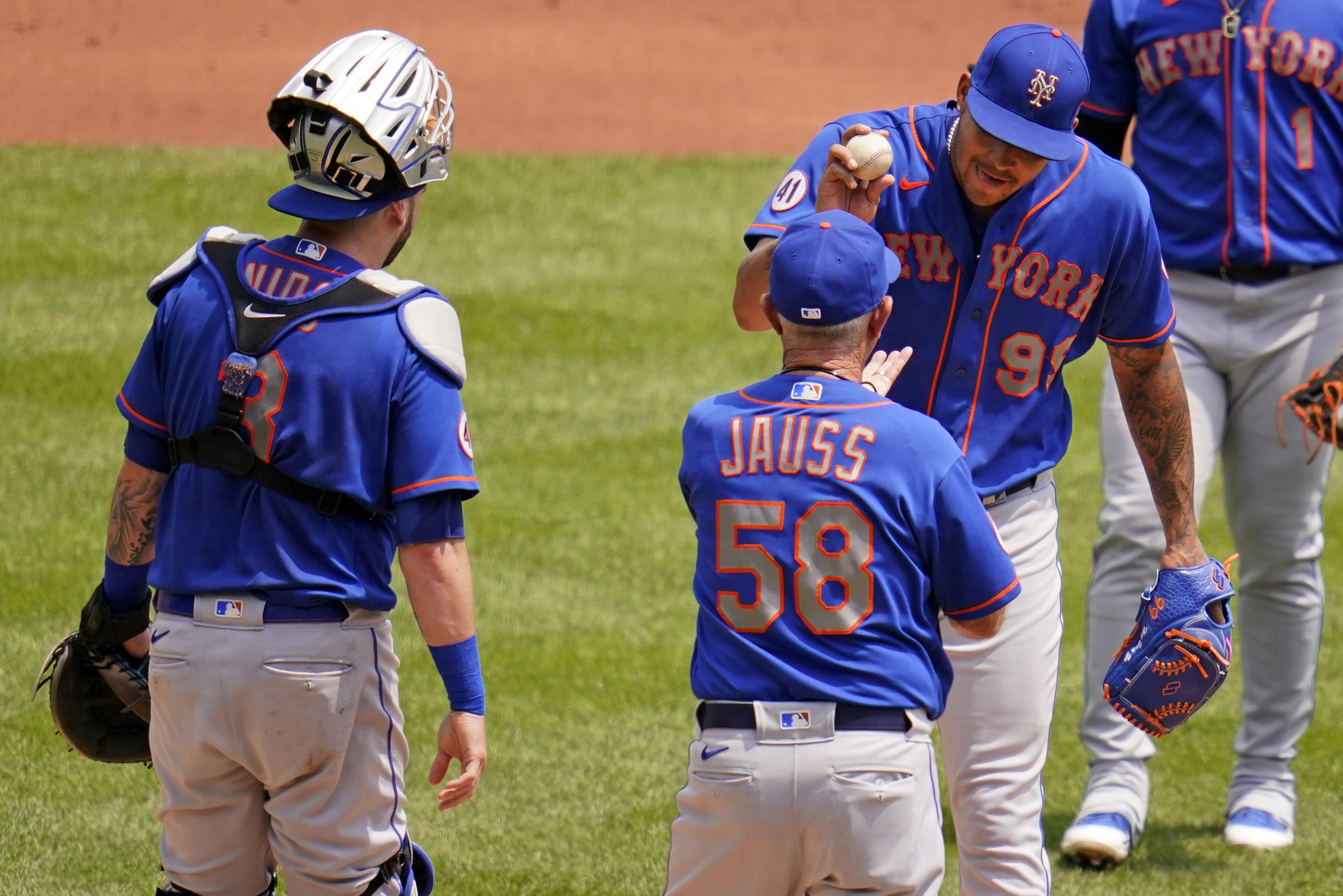 Captain Wright In Blue – Optimistic Mets Fan