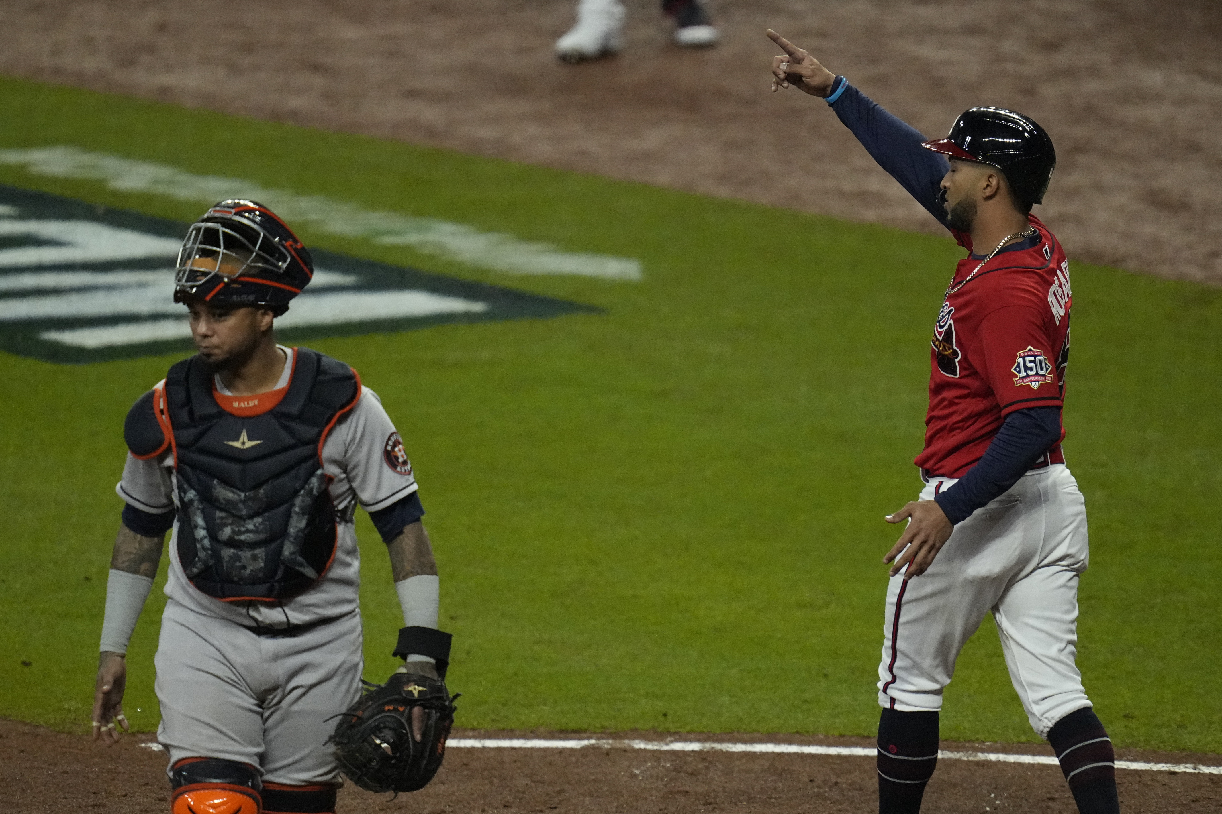 Mr. Clutch: Riley comes up big again, Braves win Game 3 - The San