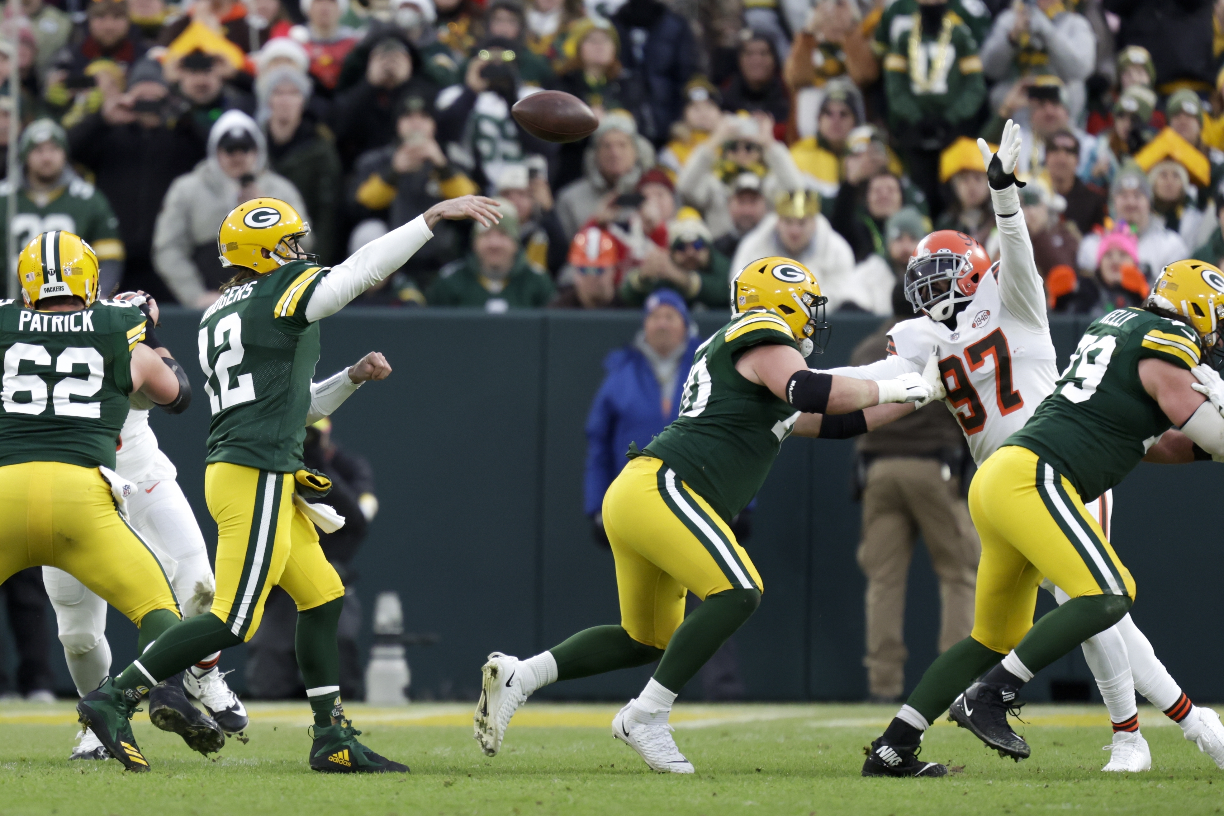 NFL Playoff Picture 2021: Packers clinch homefield, Titans in control