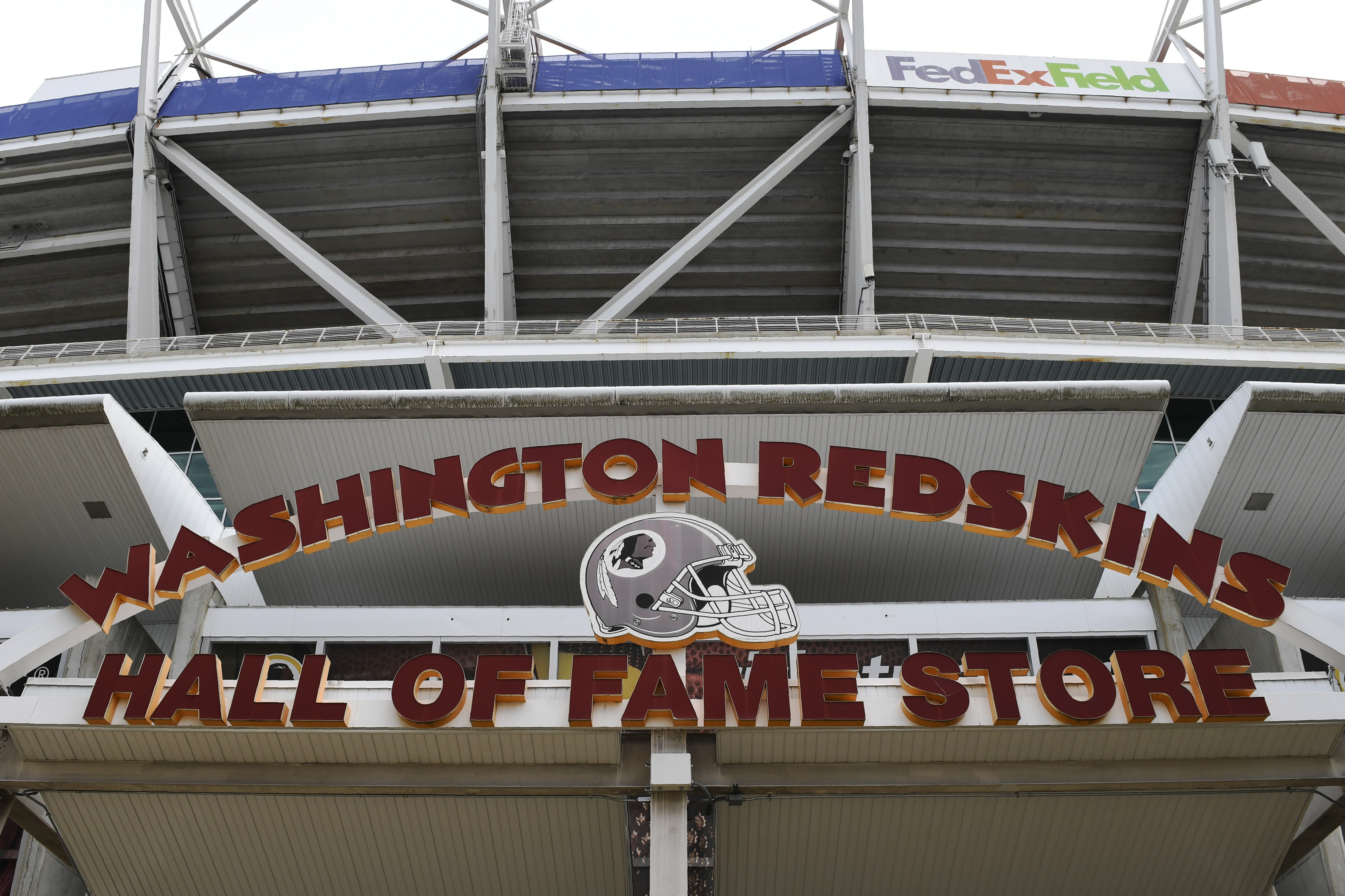 FedEx asks Washington Redskins to change name; Nike removes team merch from  online store - WTOP News