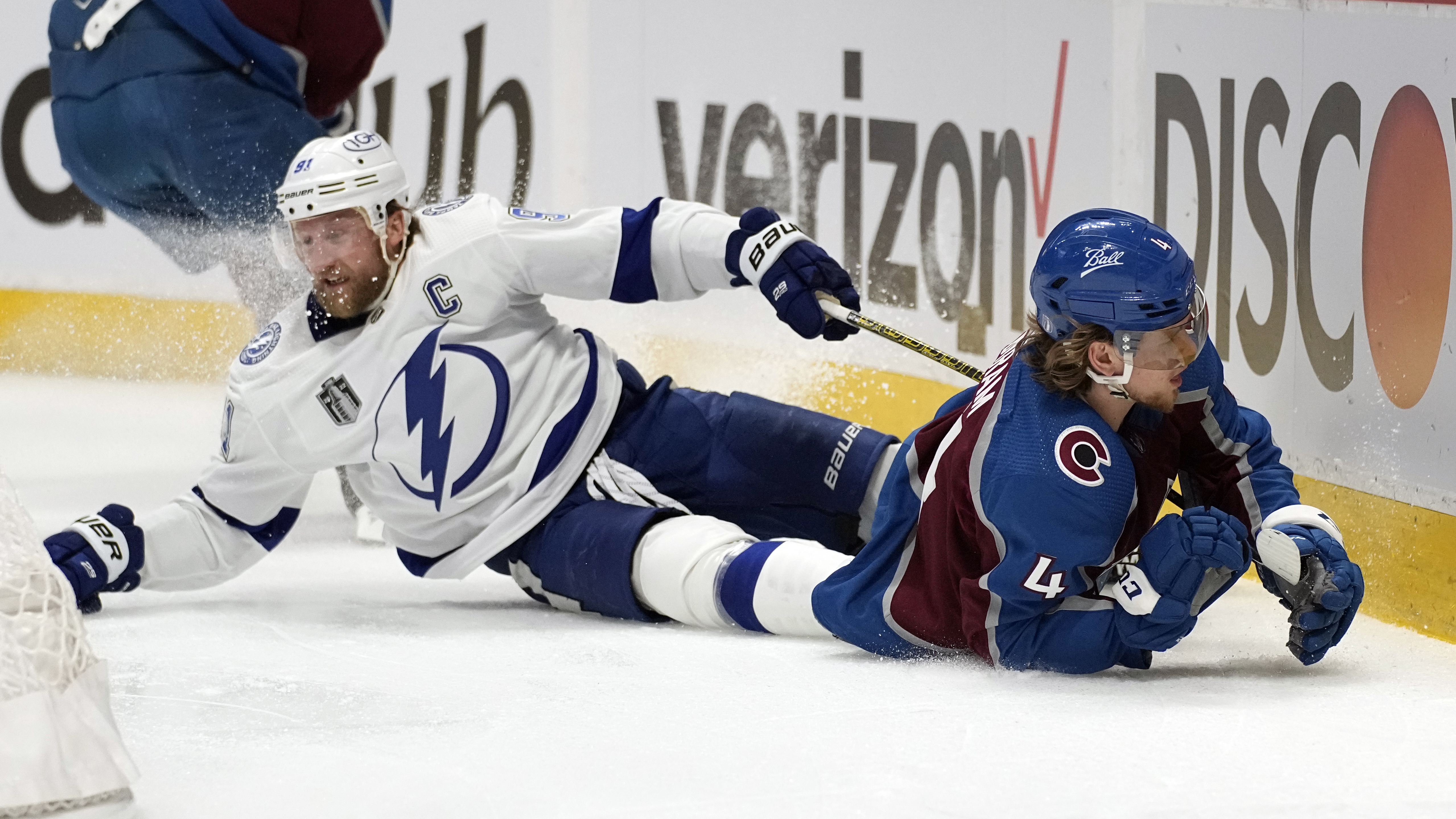 Avalanche dethrone Lightning to win 1st Stanley Cup in 21 years