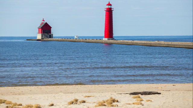 are dogs allowed at grand haven state park